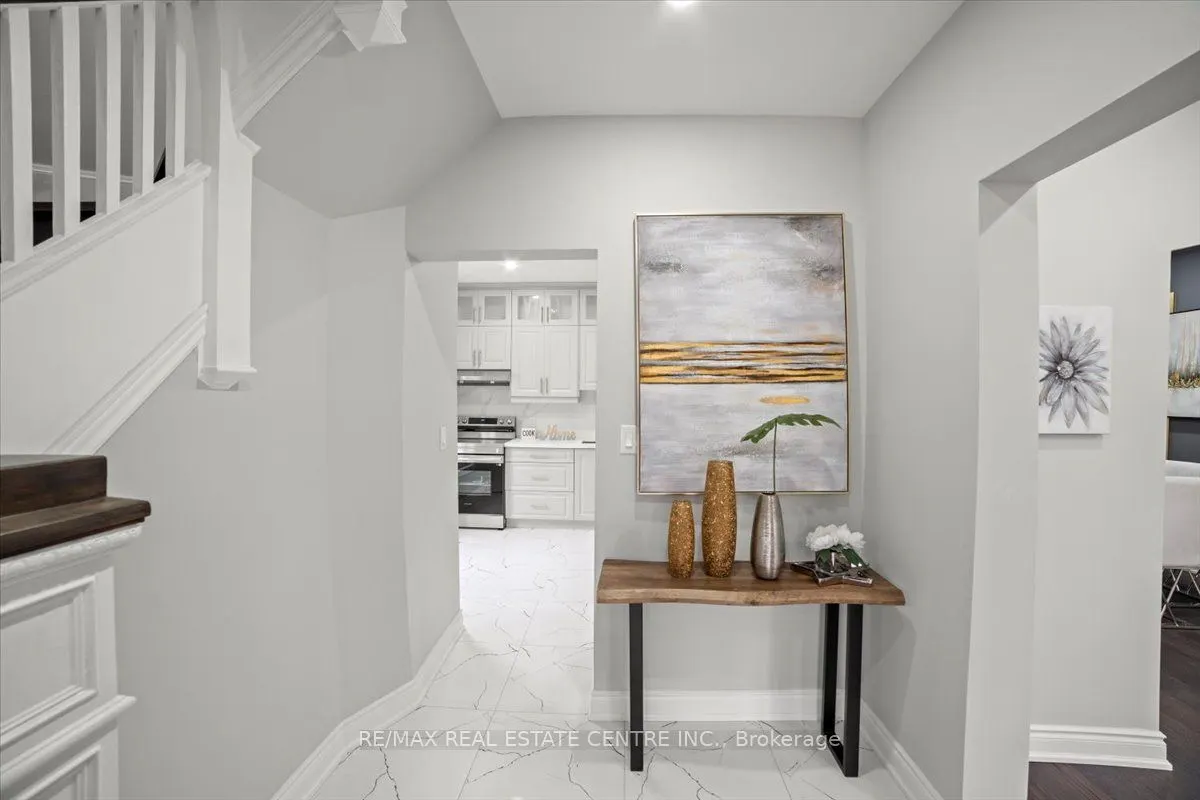 401 Fountain Street S