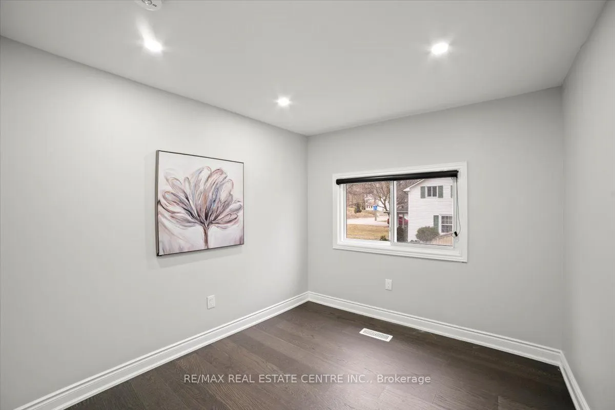 401 Fountain Street S