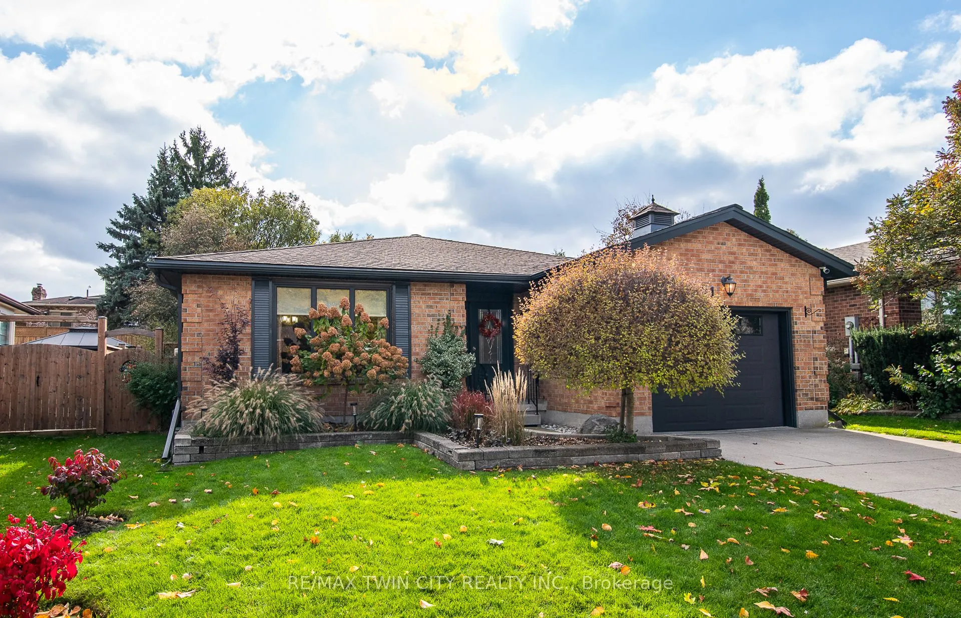 491 Appledale Crescent