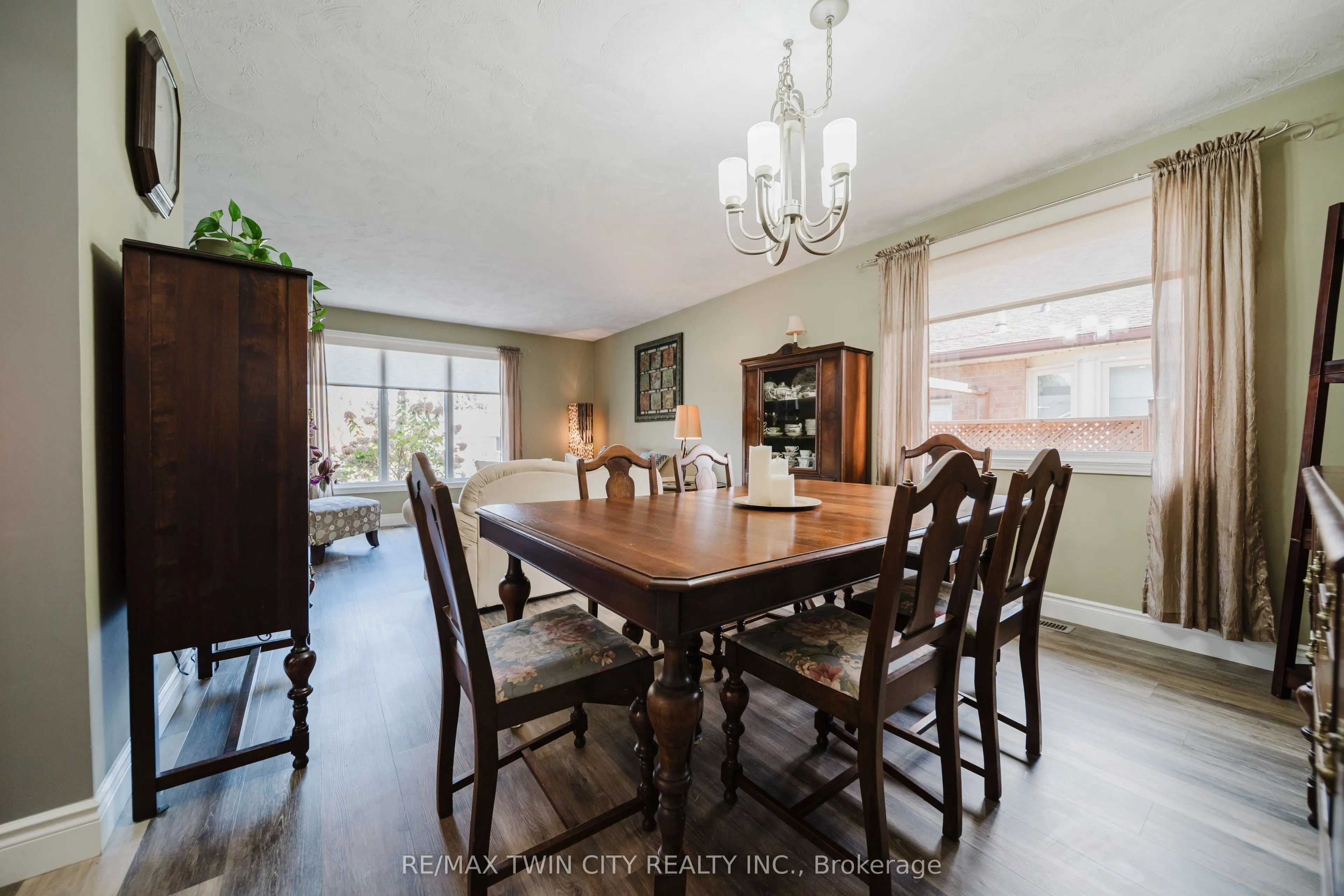 491 Appledale Crescent