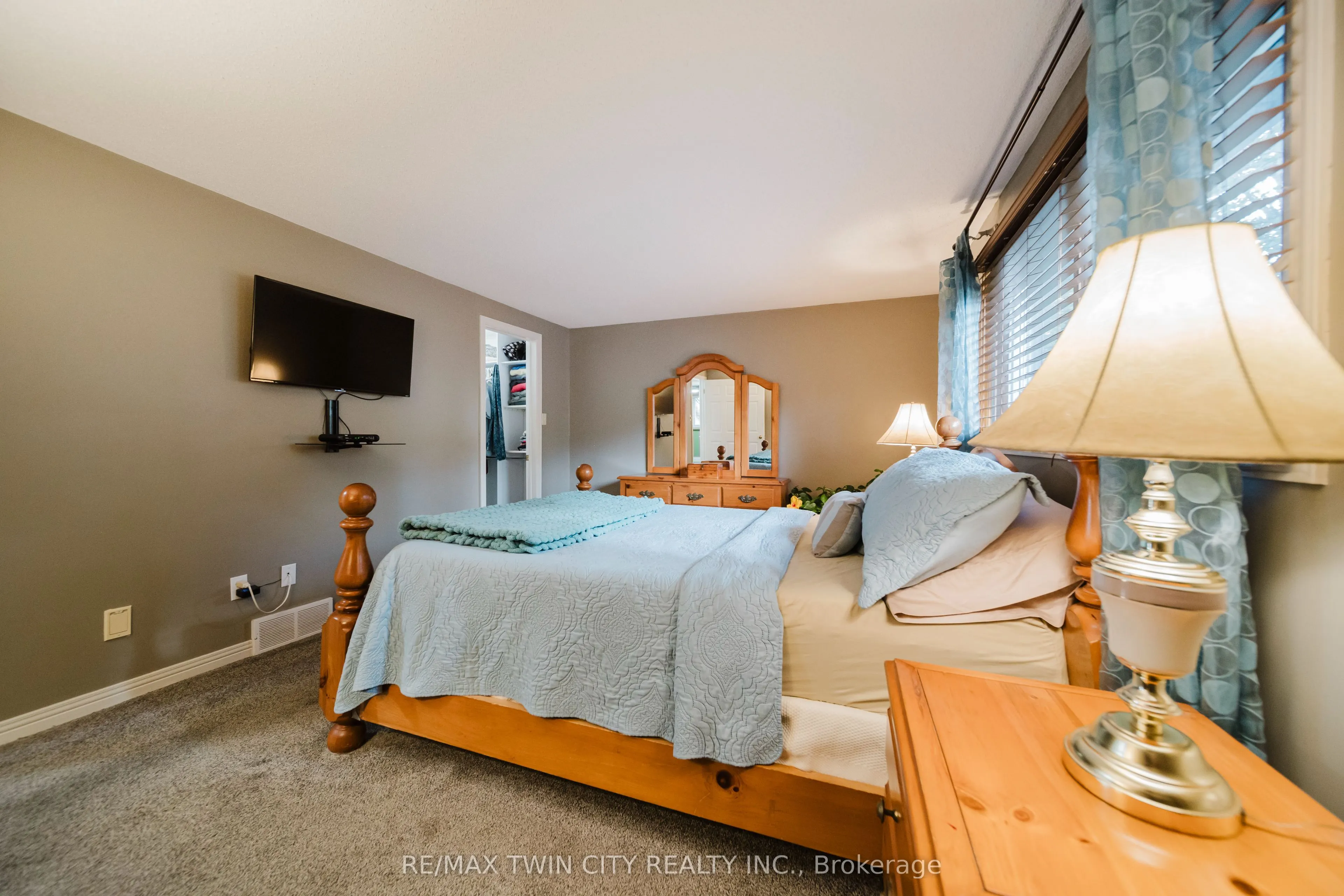 491 Appledale Crescent