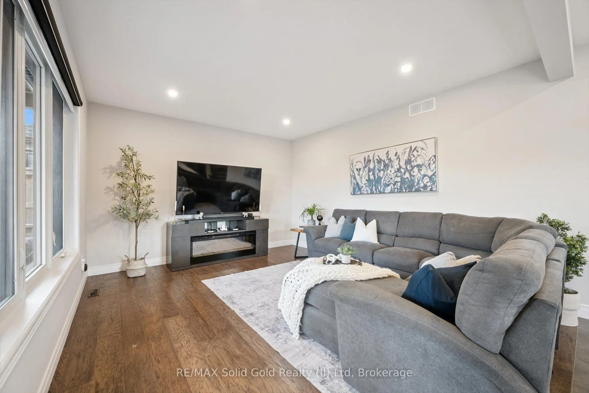 123 Tristan Crescent