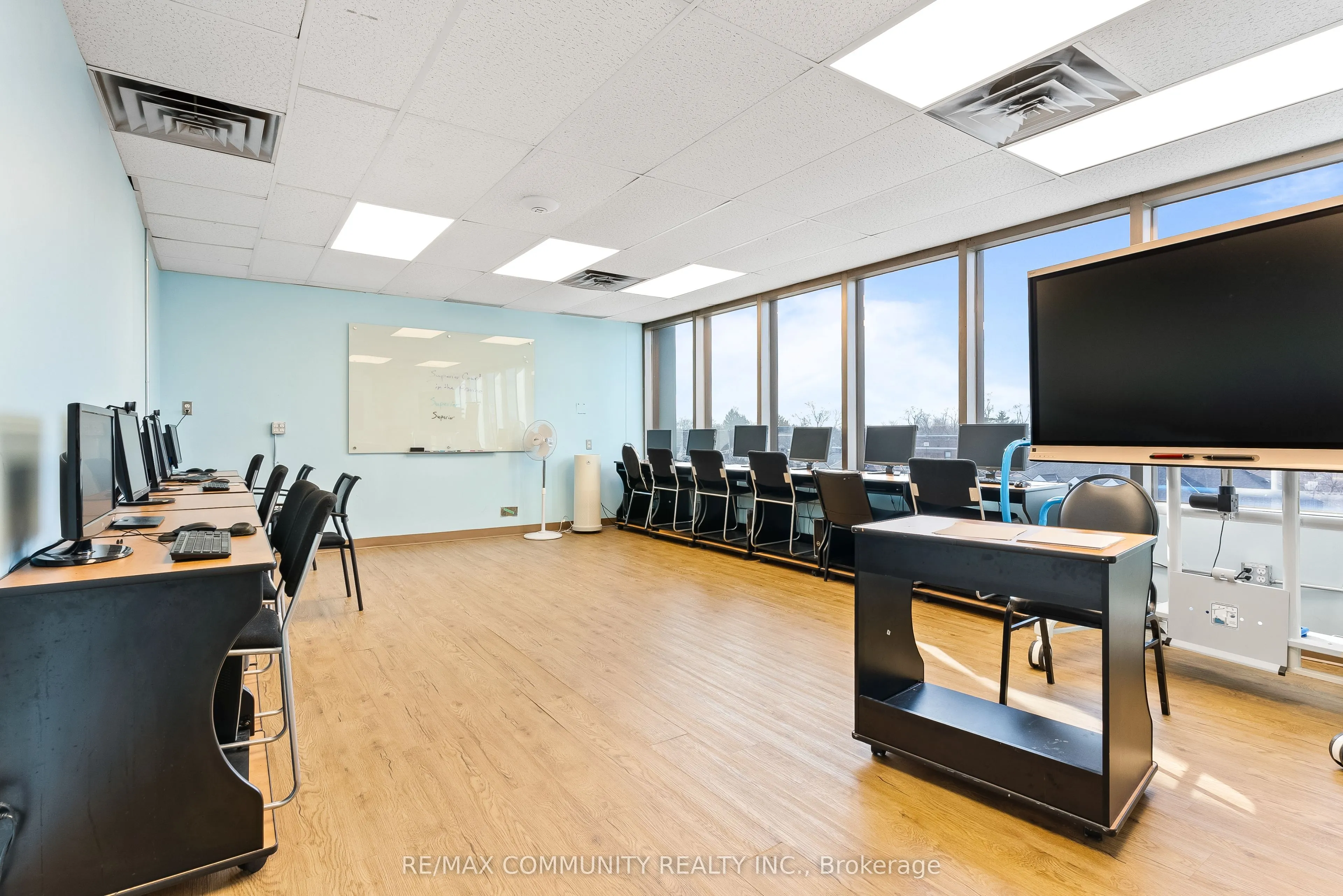 1378 Ouellette Avenue