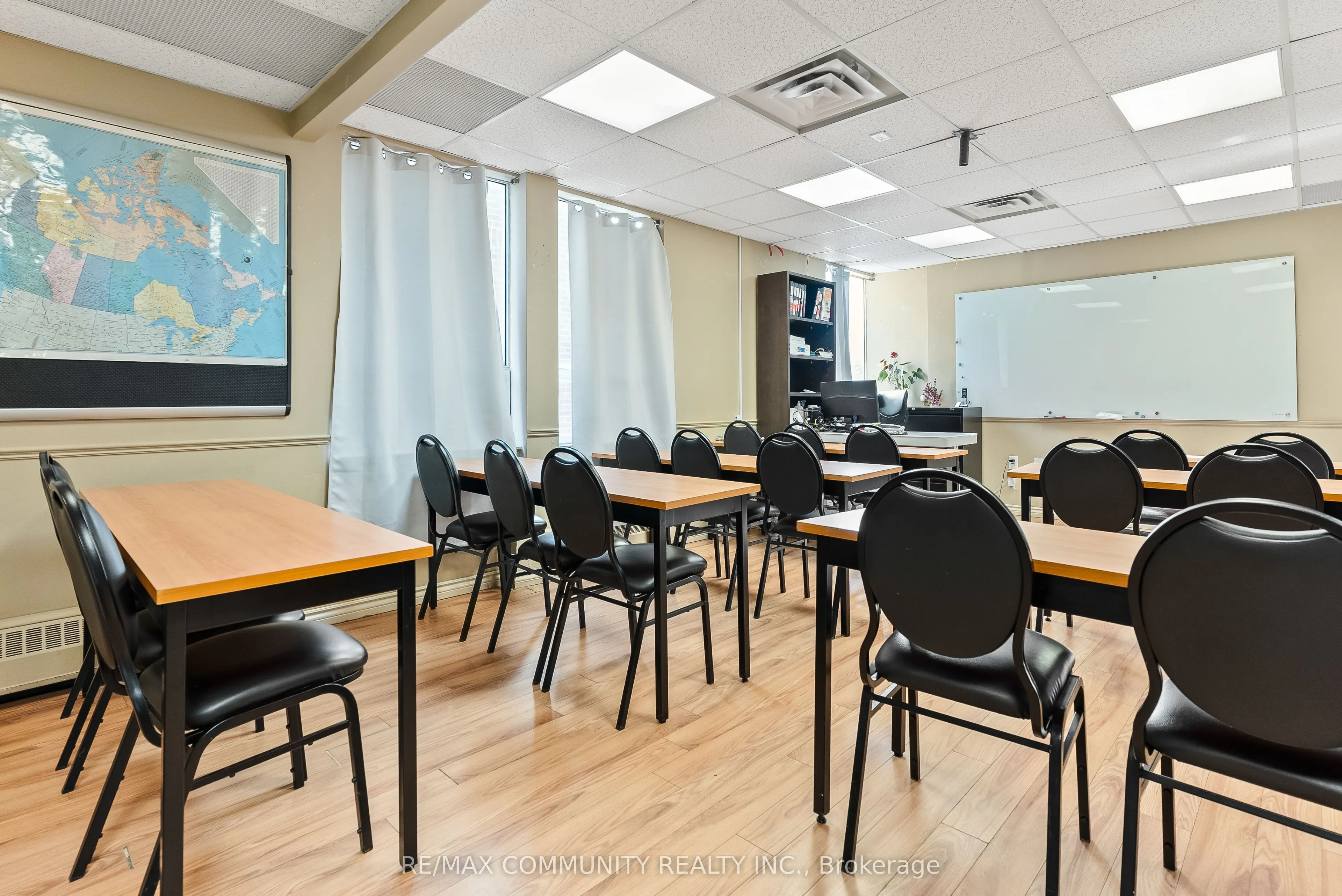 1378 Ouellette Avenue