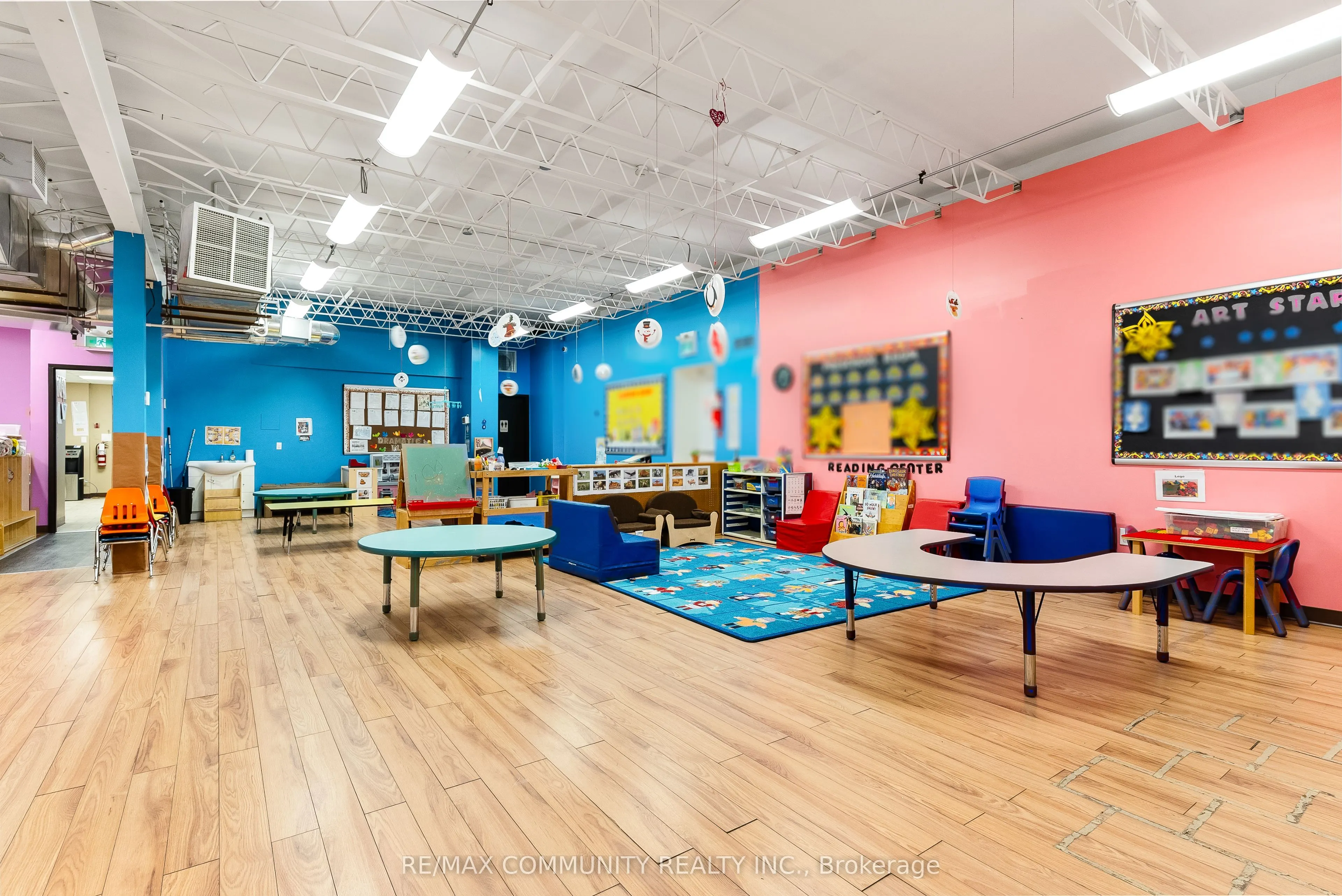 1378 Ouellette Avenue