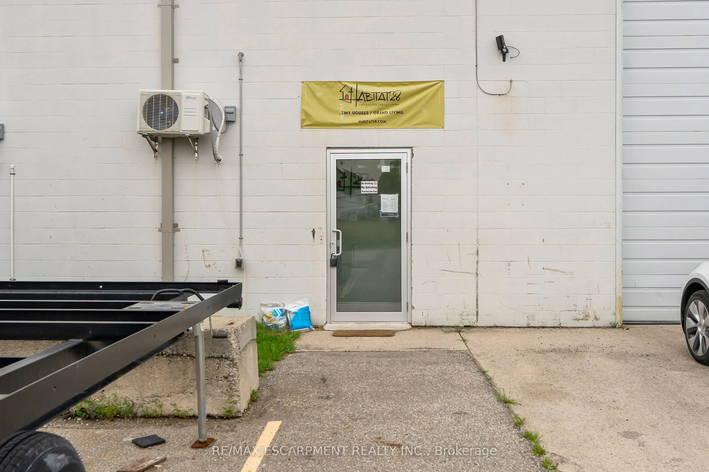 47 MORTON Avenue E, #3