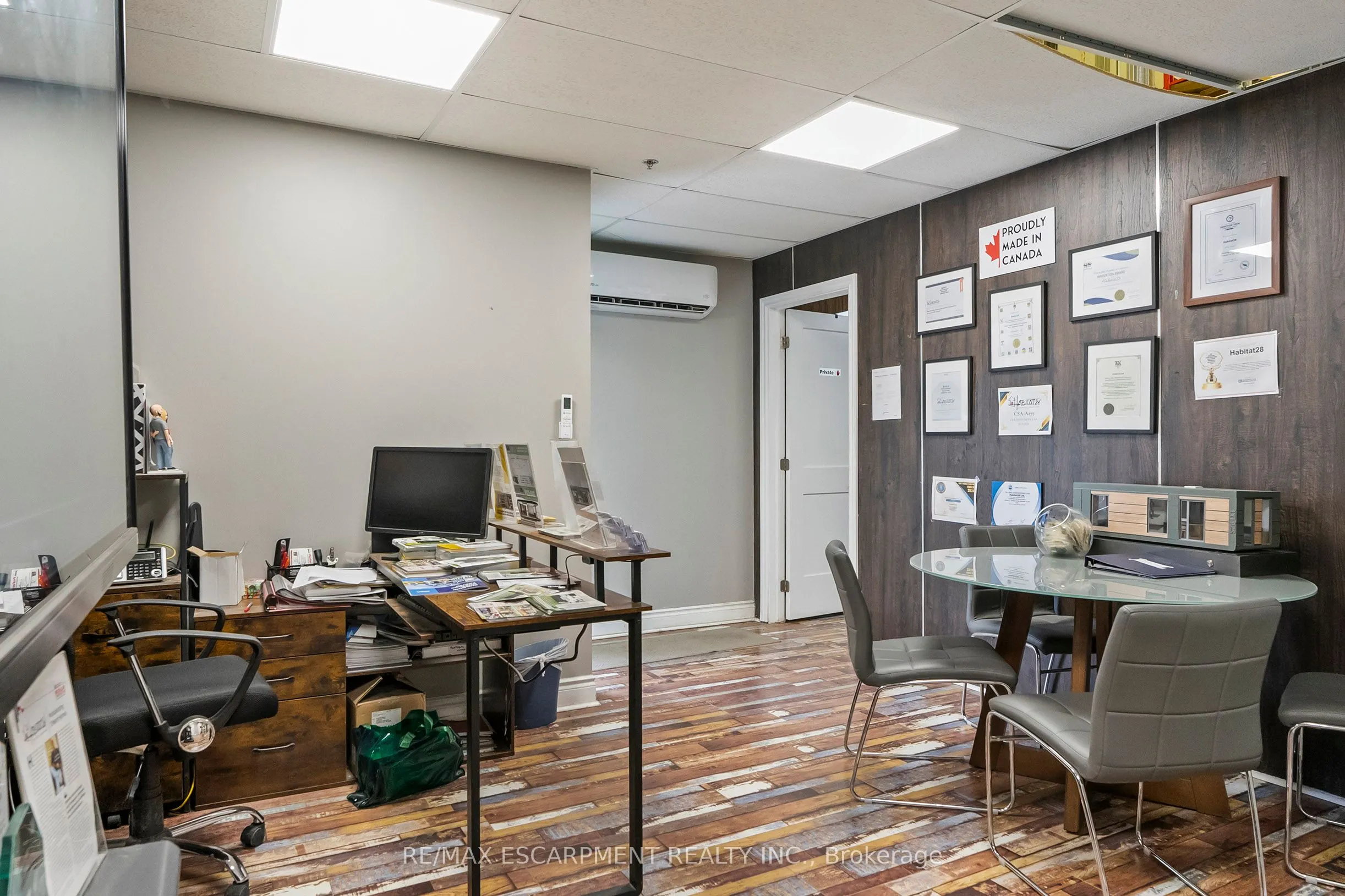 47 MORTON Avenue E, #3