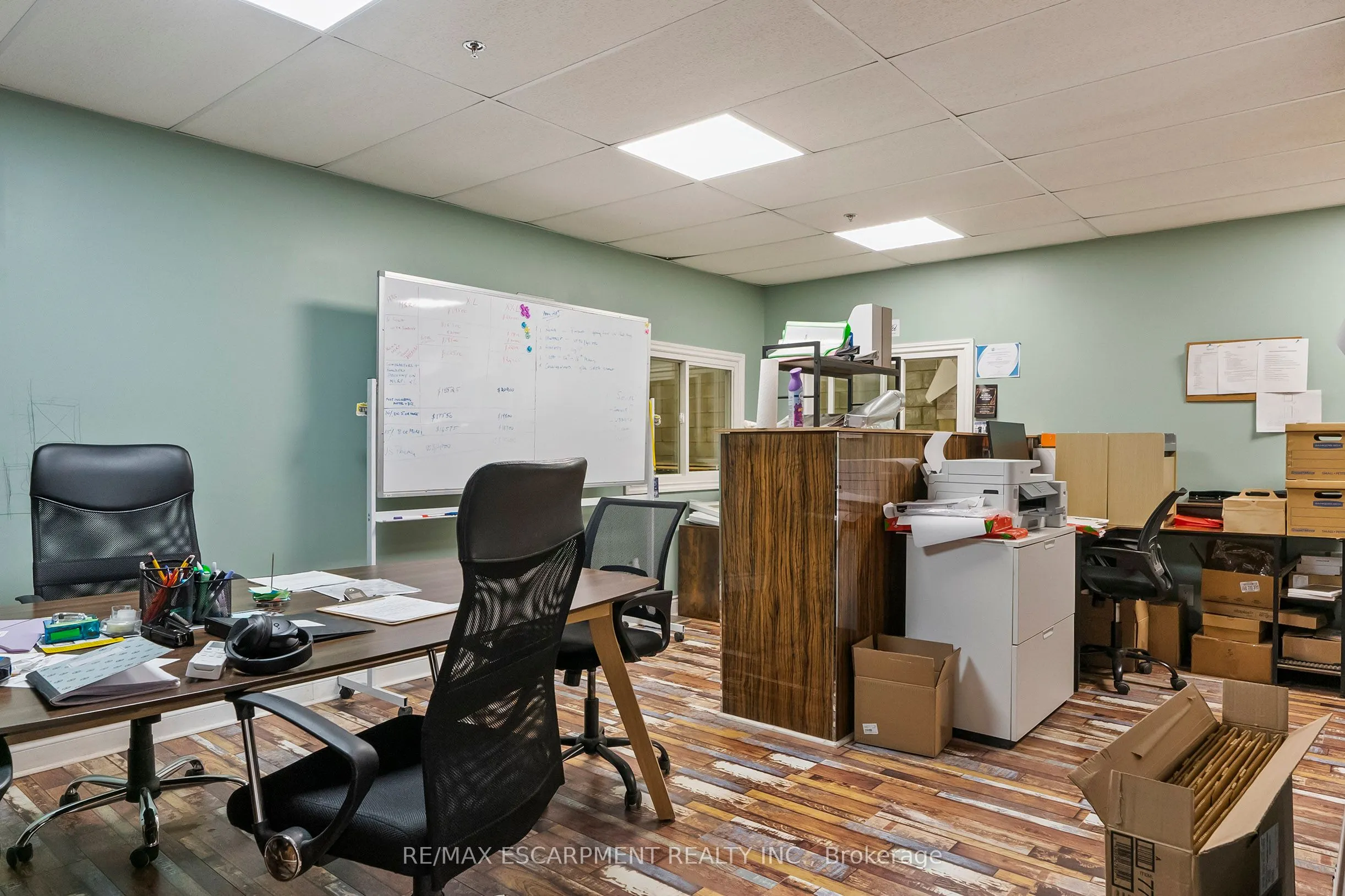 47 MORTON Avenue E, #3