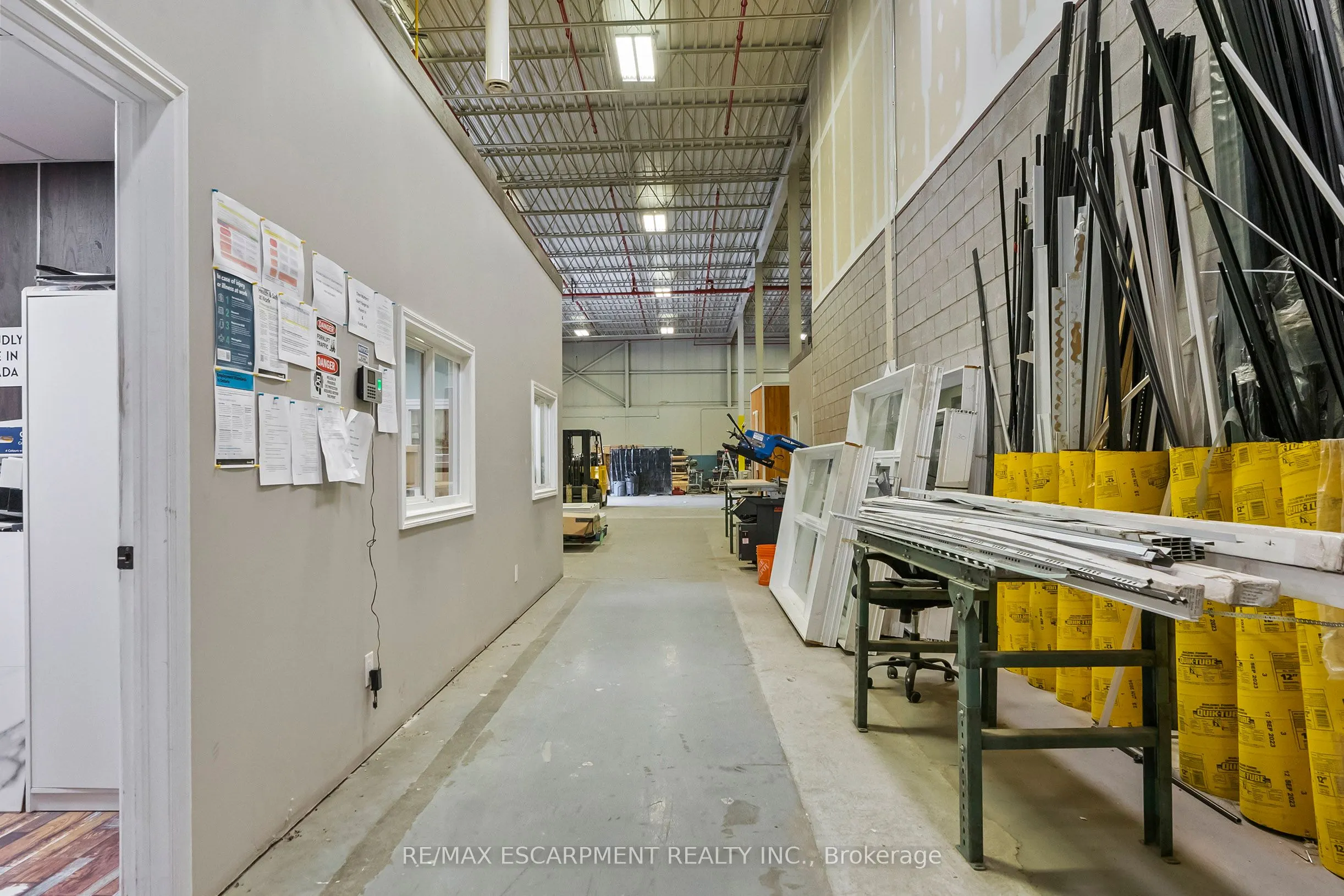 47 MORTON Avenue E, #3