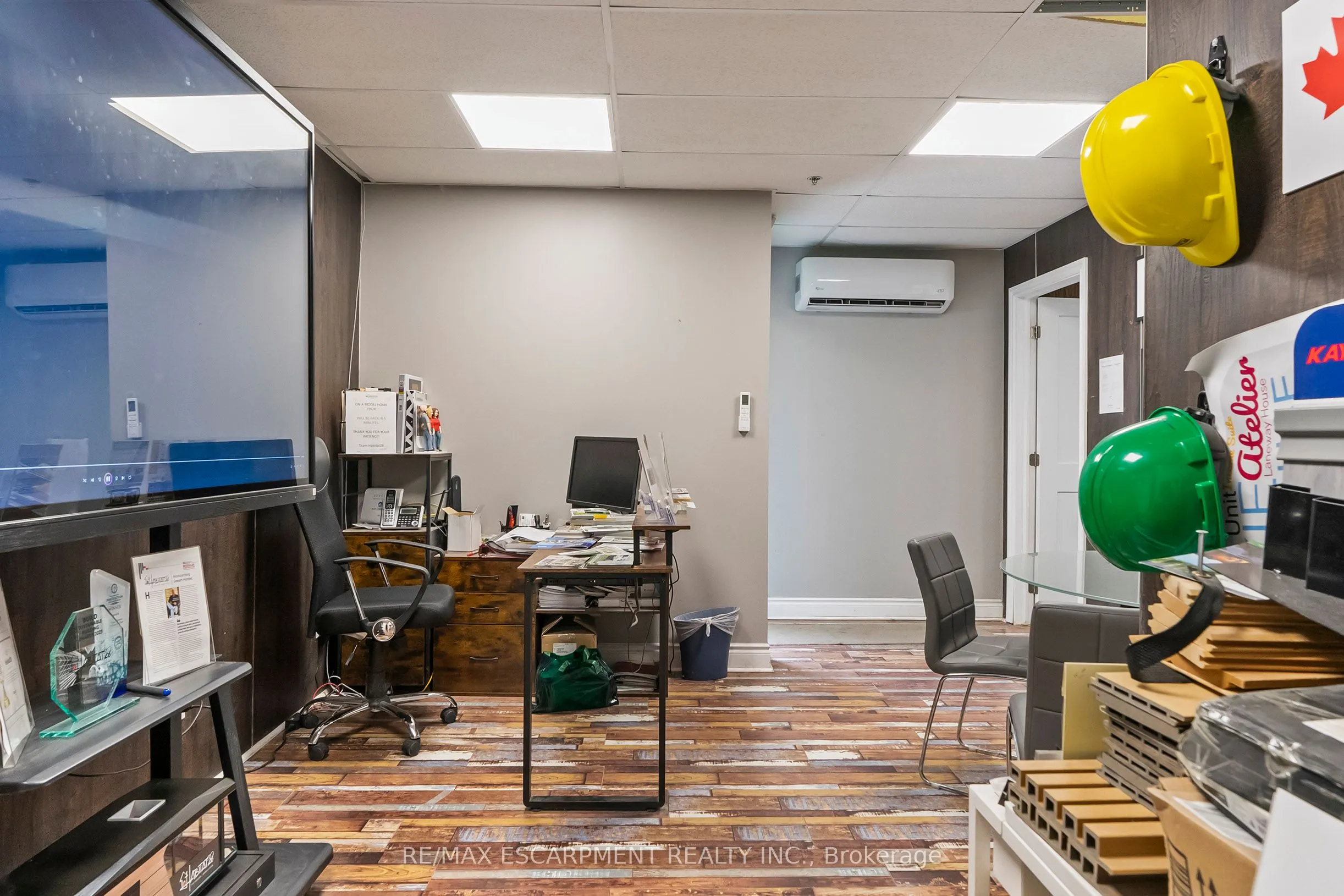 47 MORTON Avenue E, #3