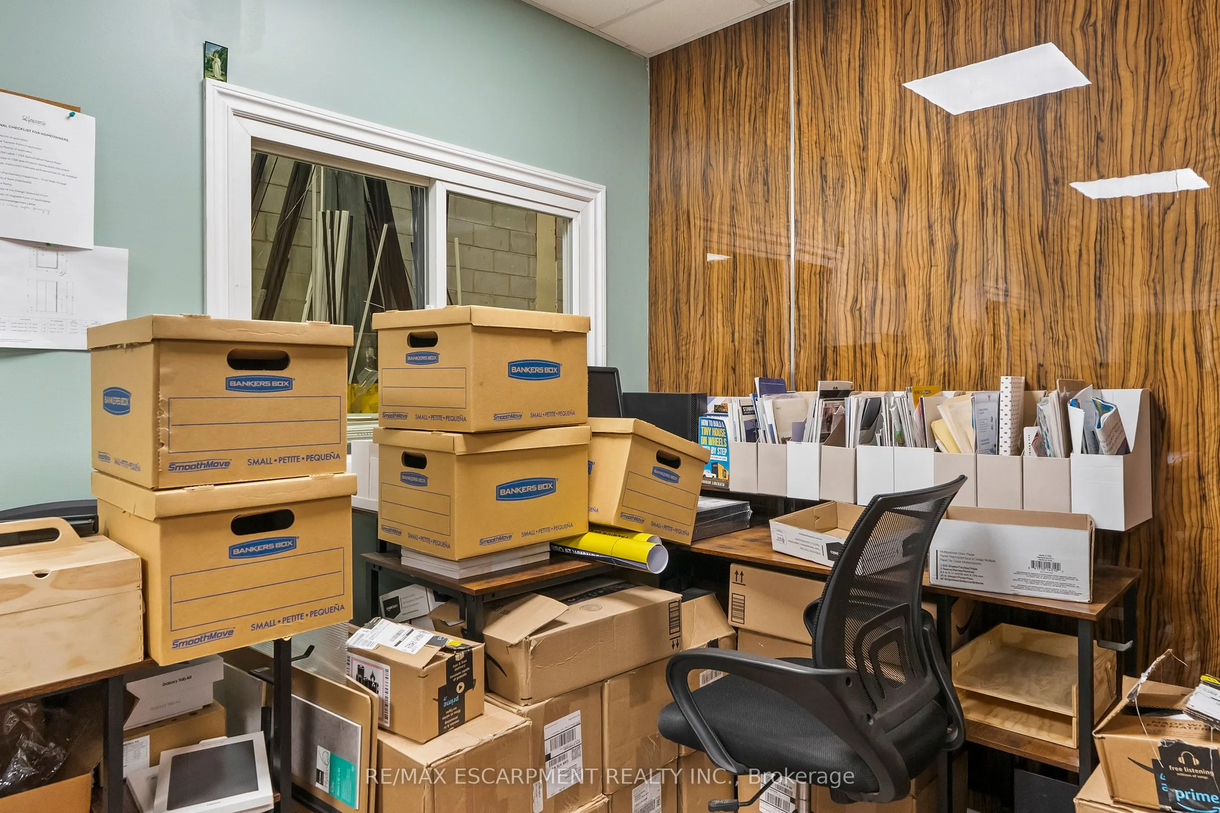 47 MORTON Avenue E, #3