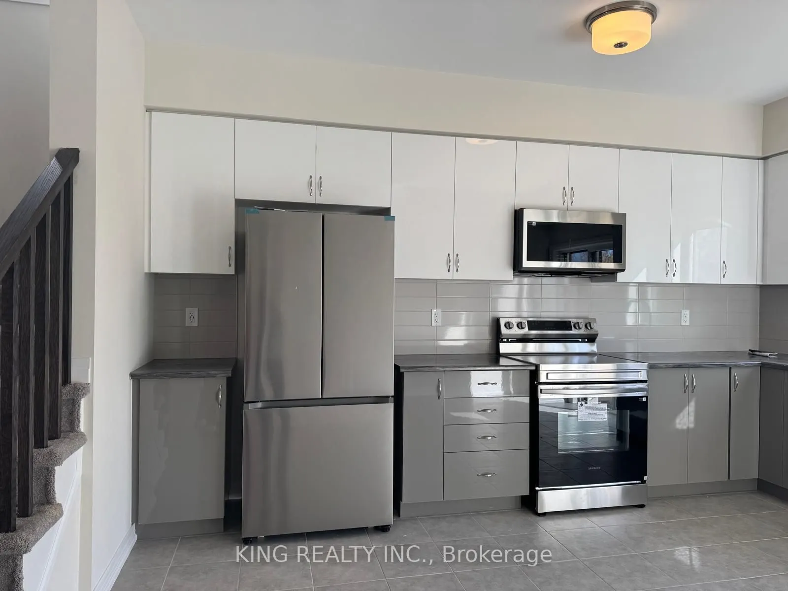 660 Colborne Street W, #38