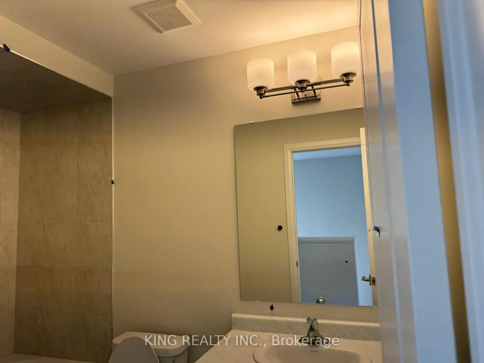 660 Colborne Street W, #38