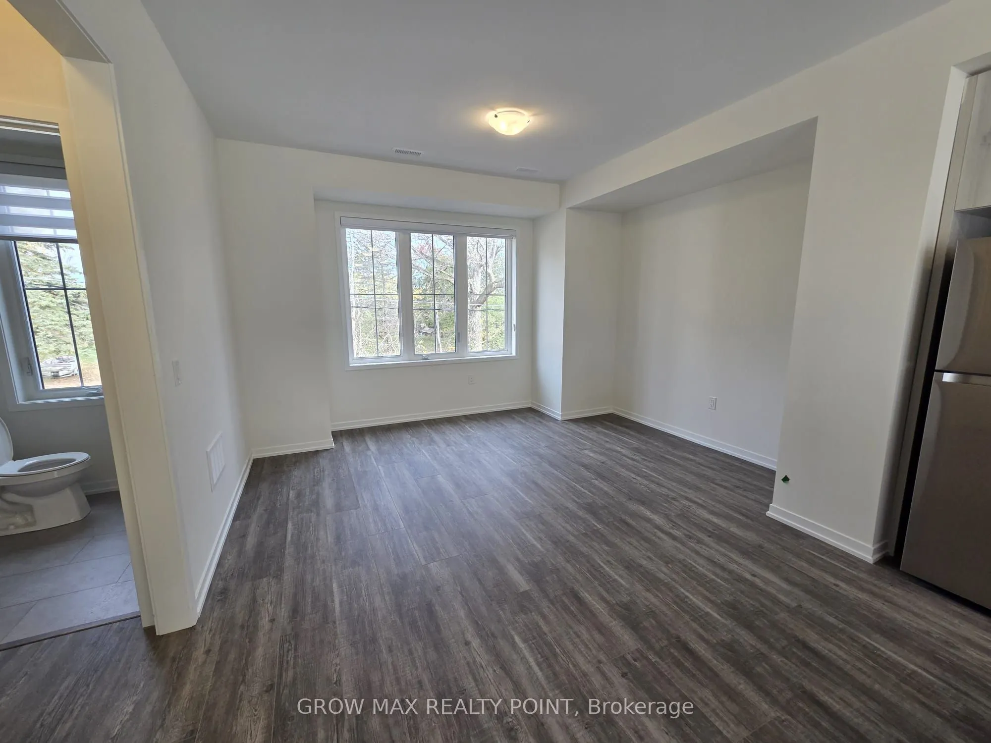 7 Kingbird Common, #3