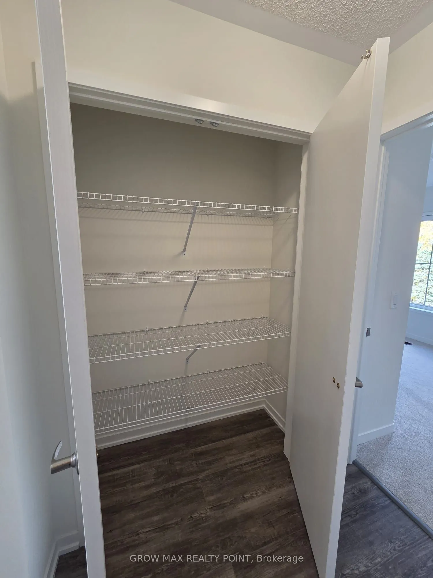 7 Kingbird Common, #3