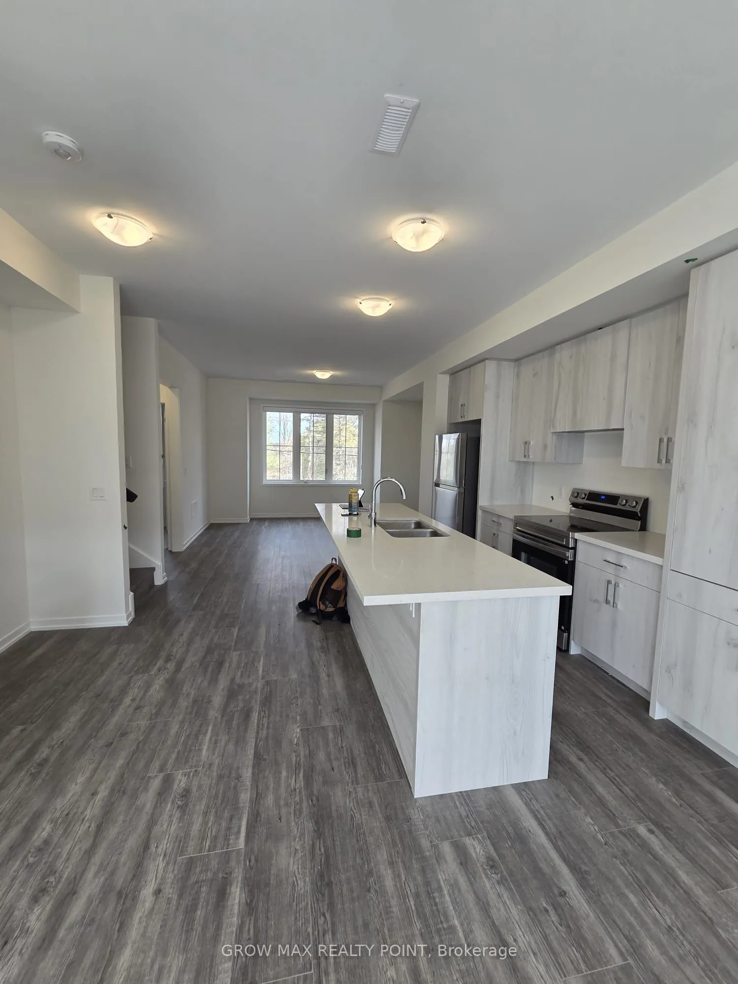 7 Kingbird Common, #3