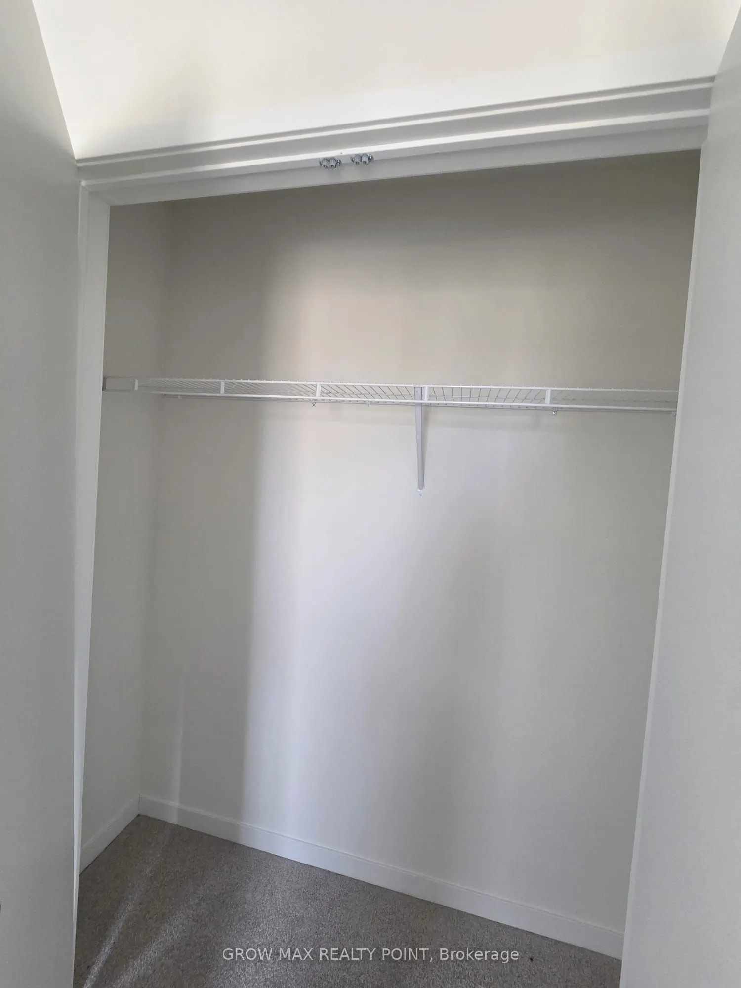 7 Kingbird Common, #3