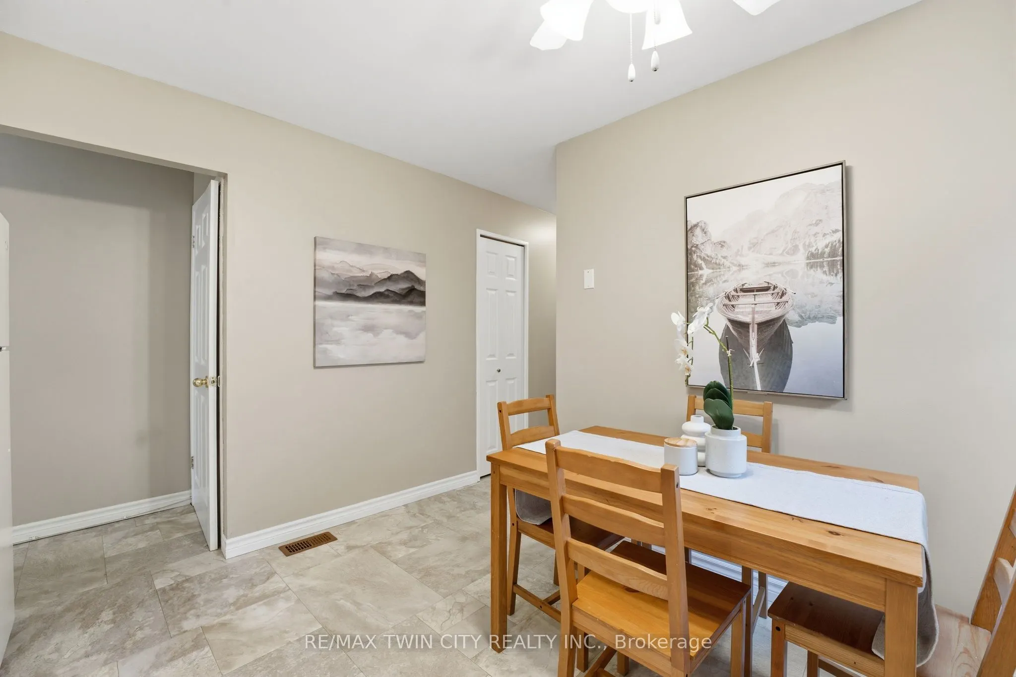 11 Hillbrook Crescent, #30