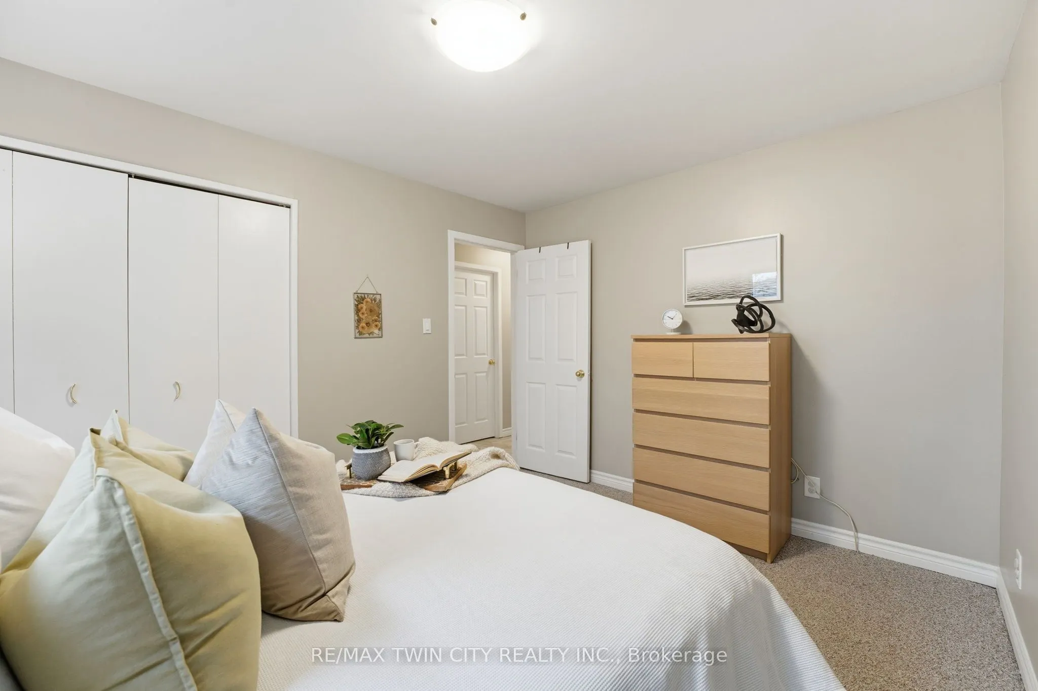 11 Hillbrook Crescent, #30