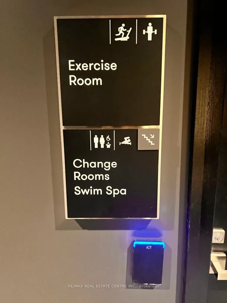 15 Wellington Street S, #2710