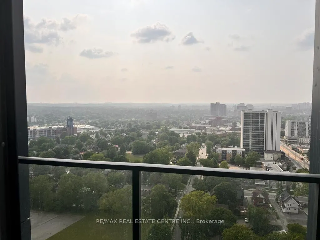 15 Wellington Street S, #2710