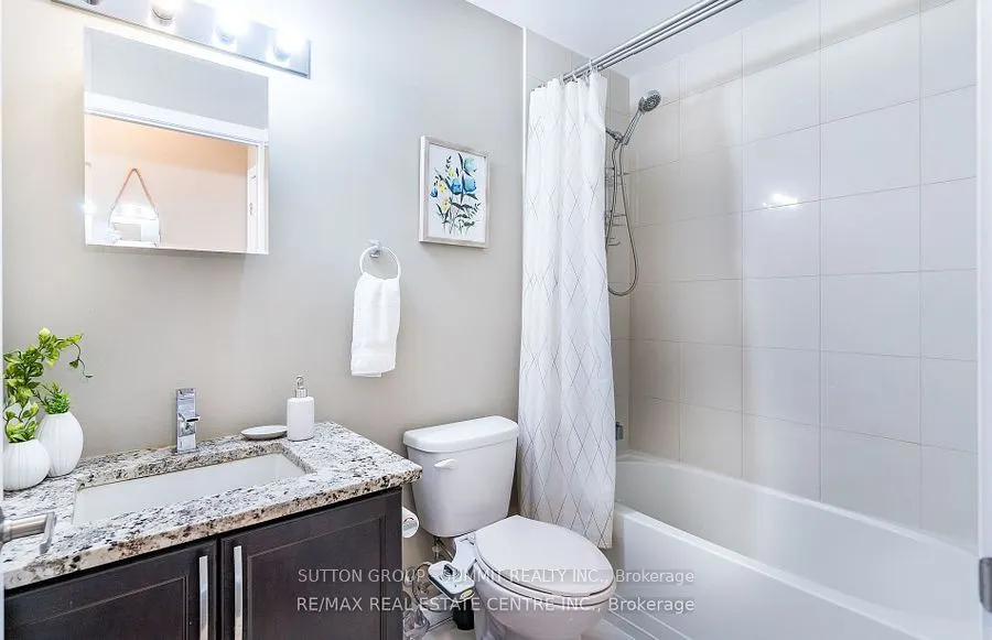 35 Southshore Crescent, #114