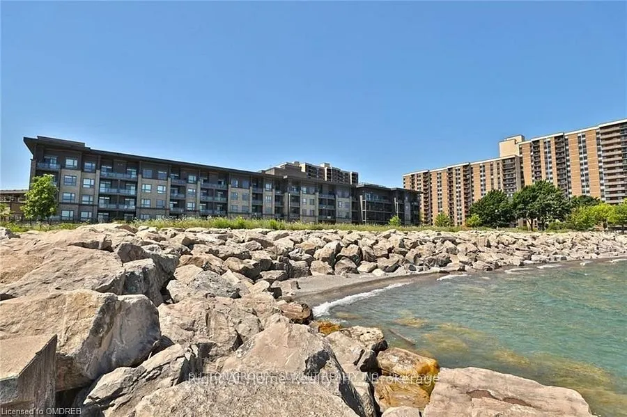 35 Southshore Crescent, #114