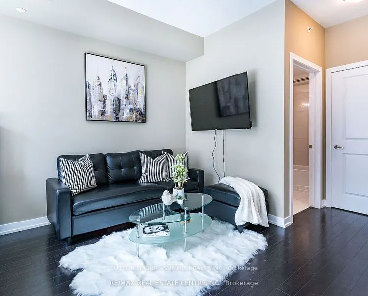 35 Southshore Crescent, #114