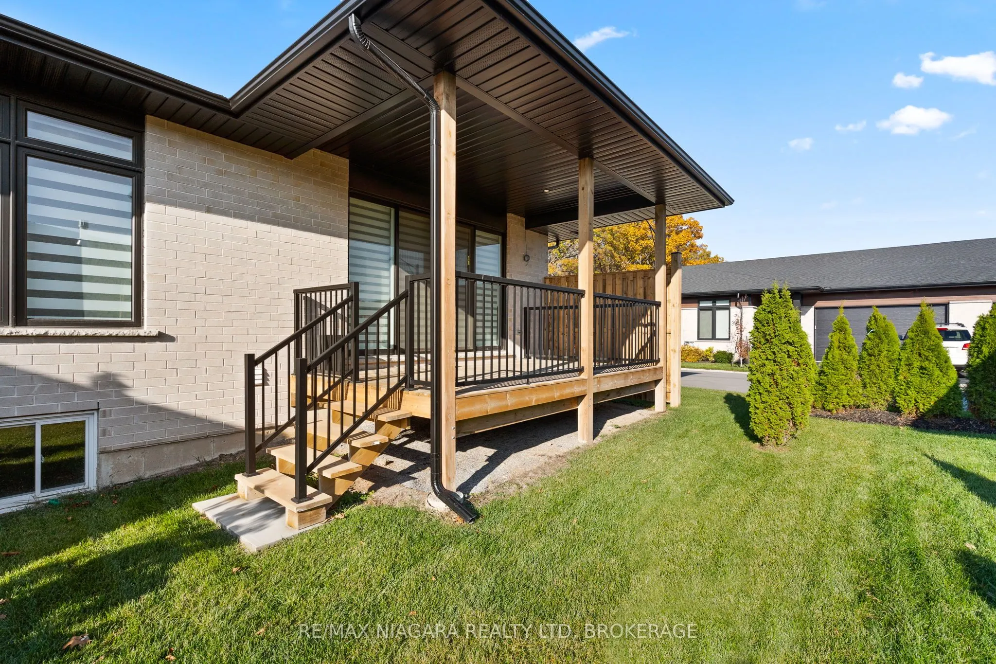 300 Richmond Street, #23