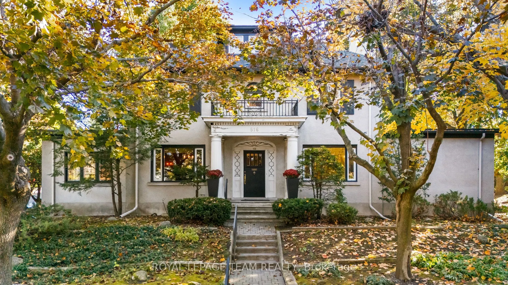 516 Kenwood Avenue