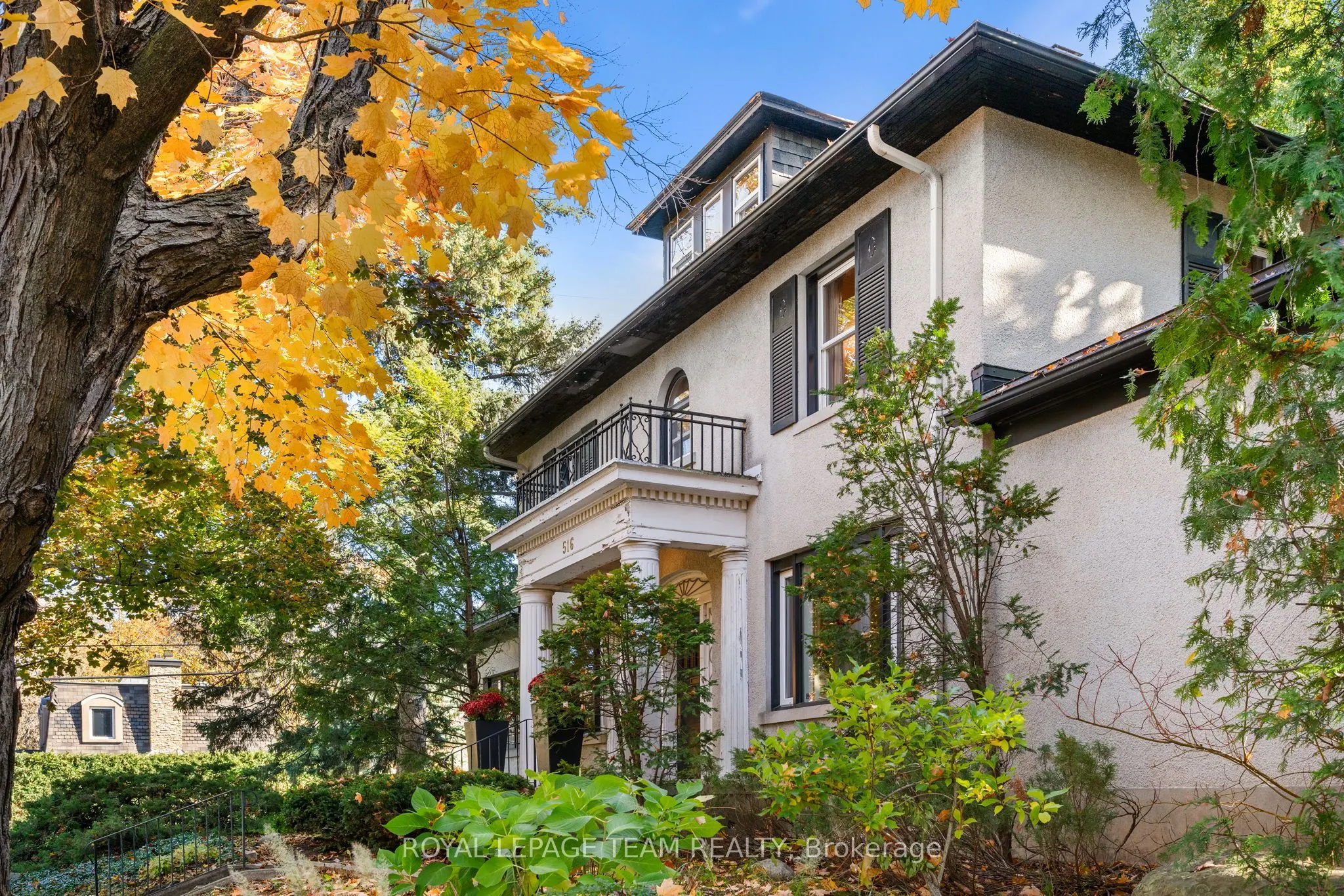 516 Kenwood Avenue