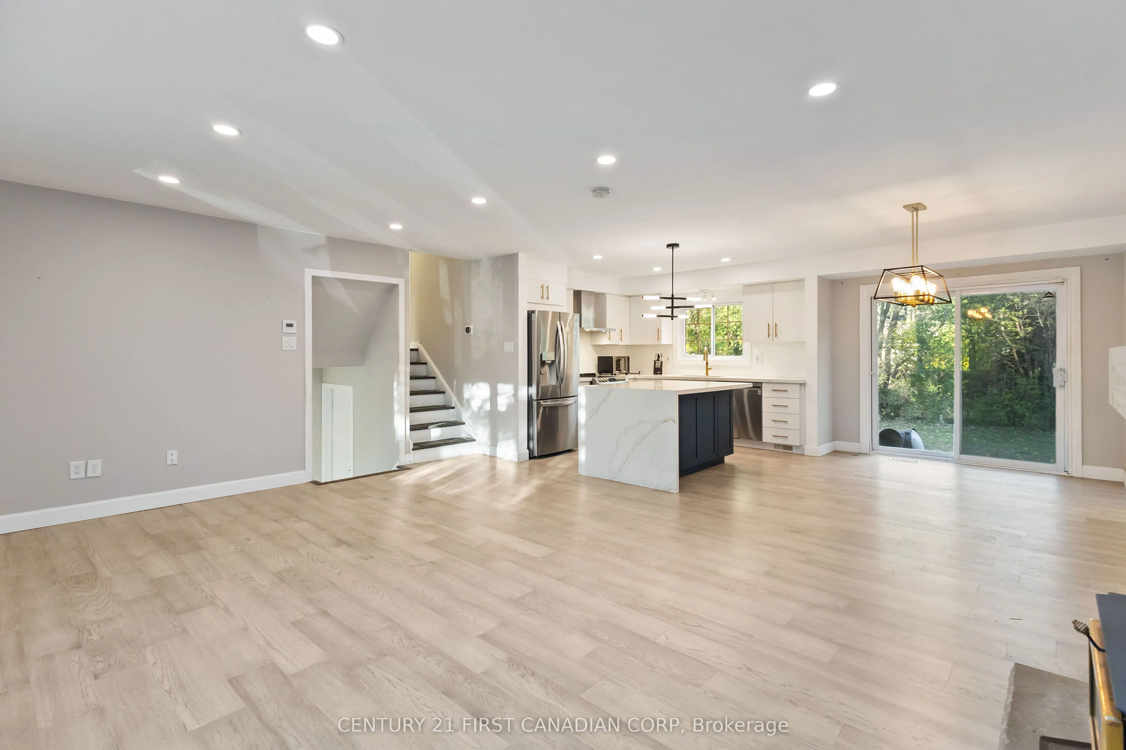 388 Fuller Place, #MAIN