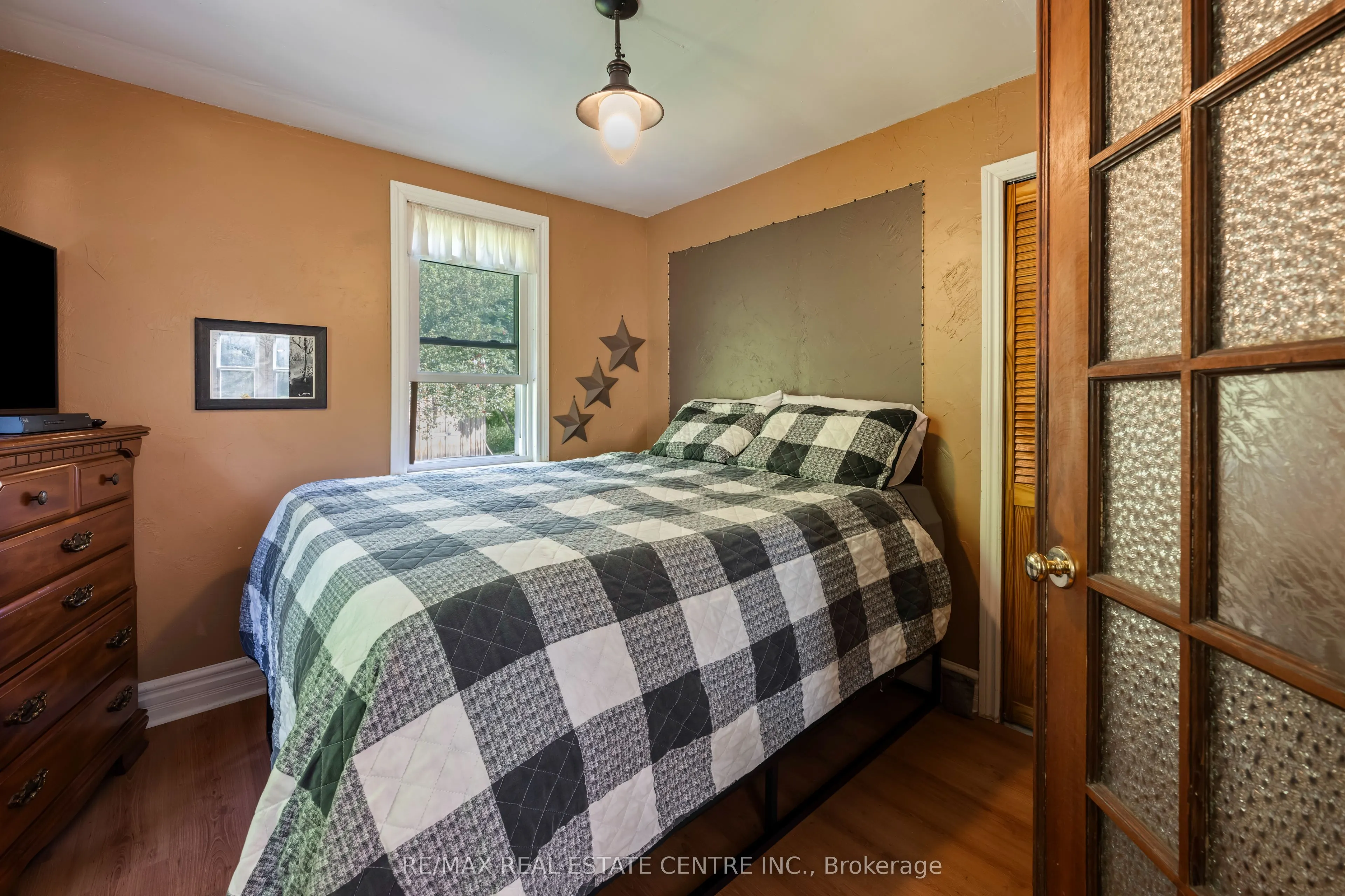 637217 Prince of Wales Road