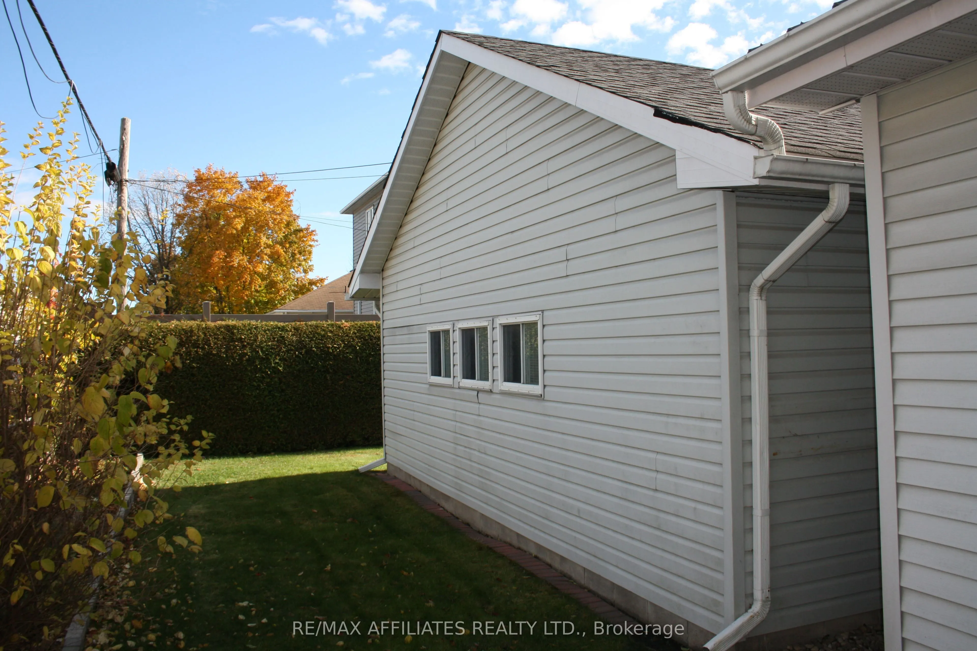 1781 Queensdale Avenue