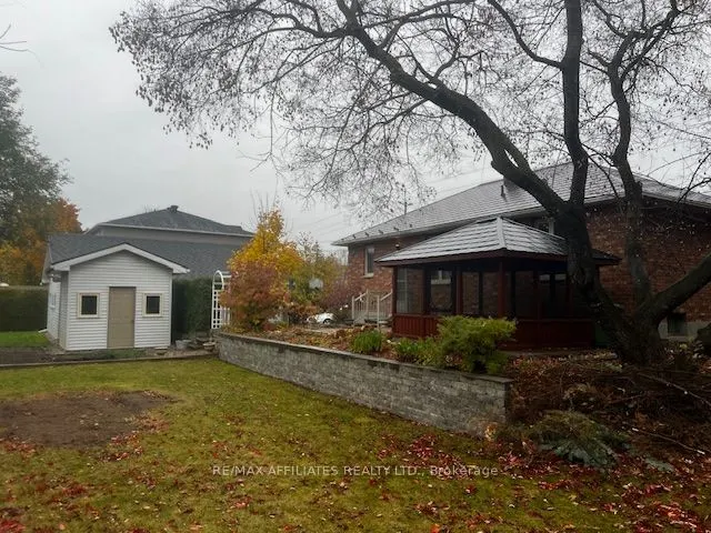 1781 Queensdale Avenue