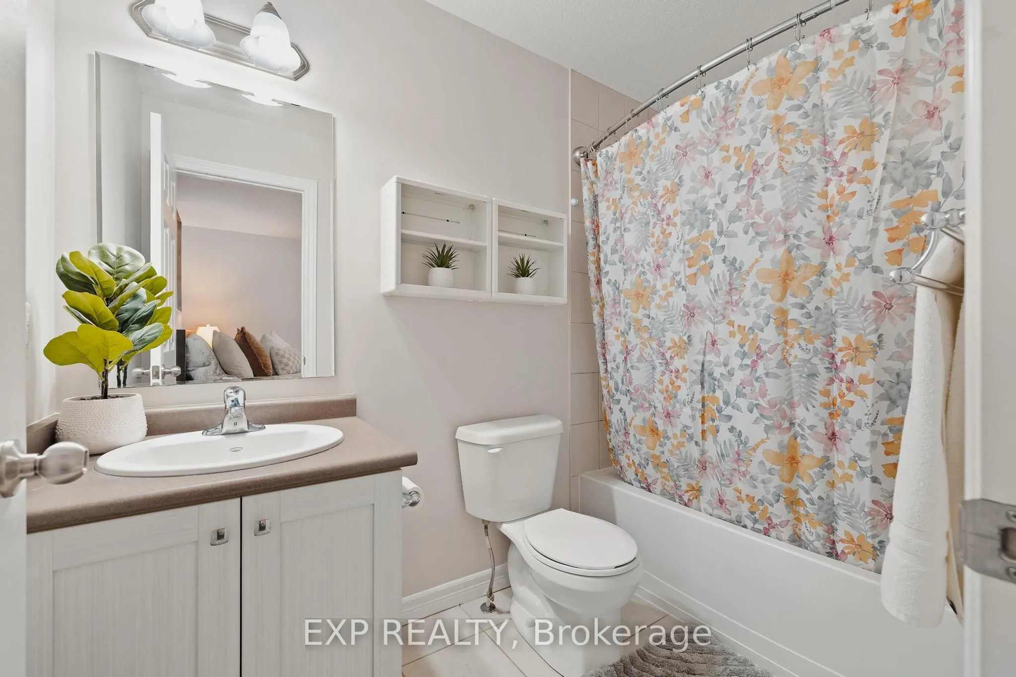 1989 Ottawa Street S, #47