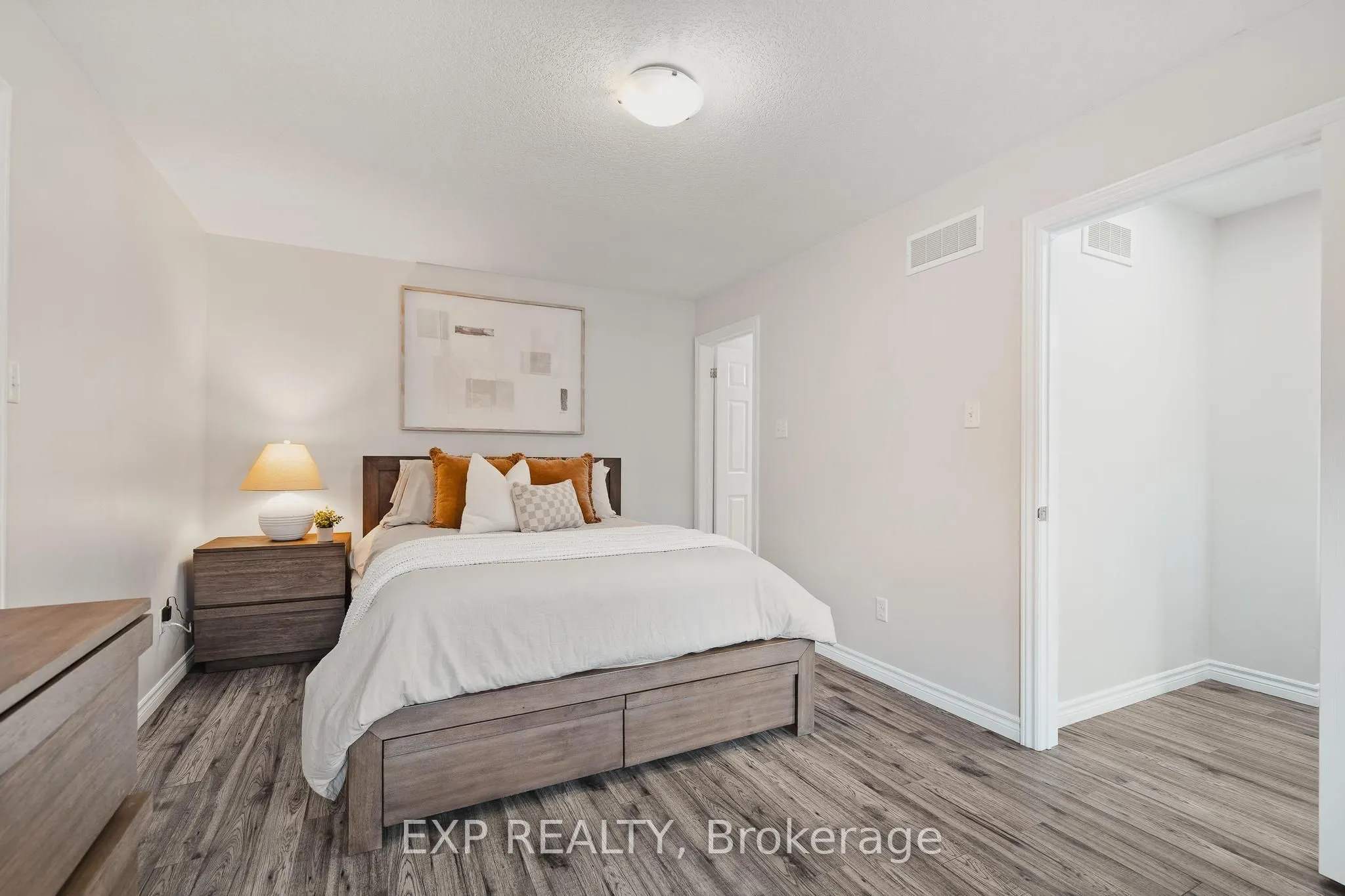 1989 Ottawa Street S, #47