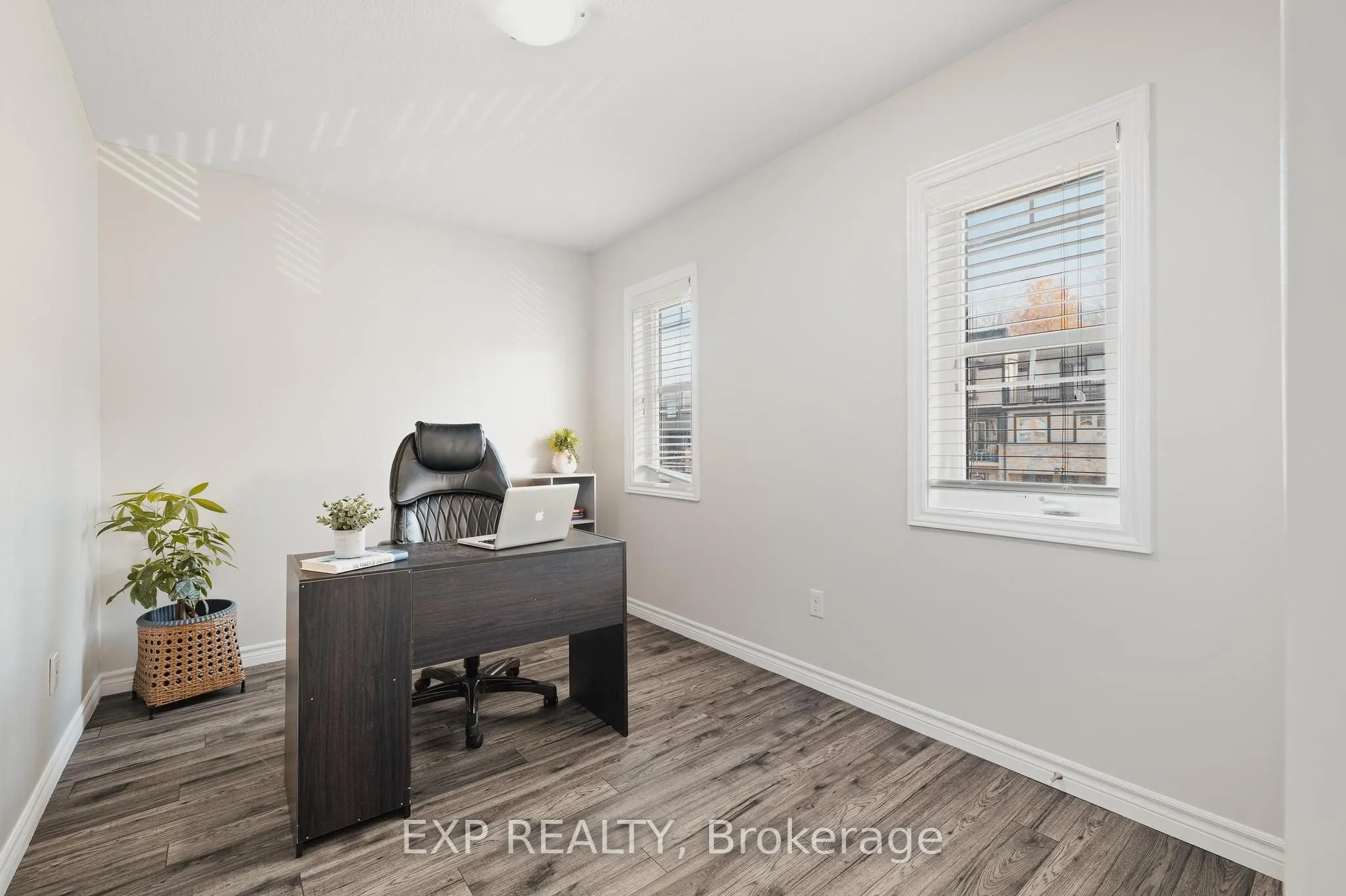 1989 Ottawa Street S, #47