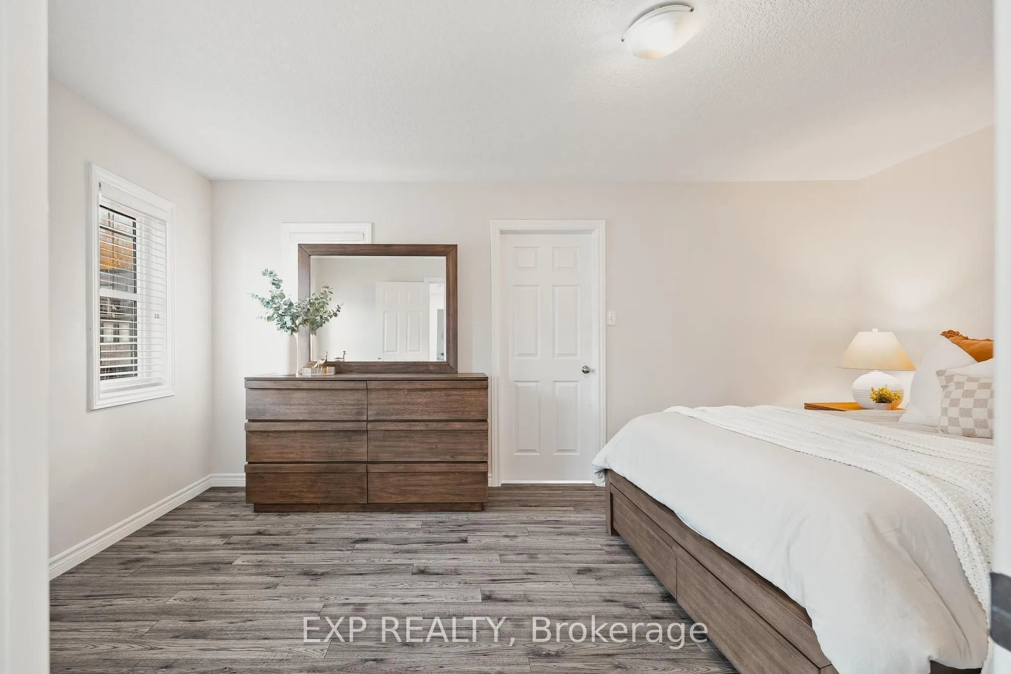 1989 Ottawa Street S, #47