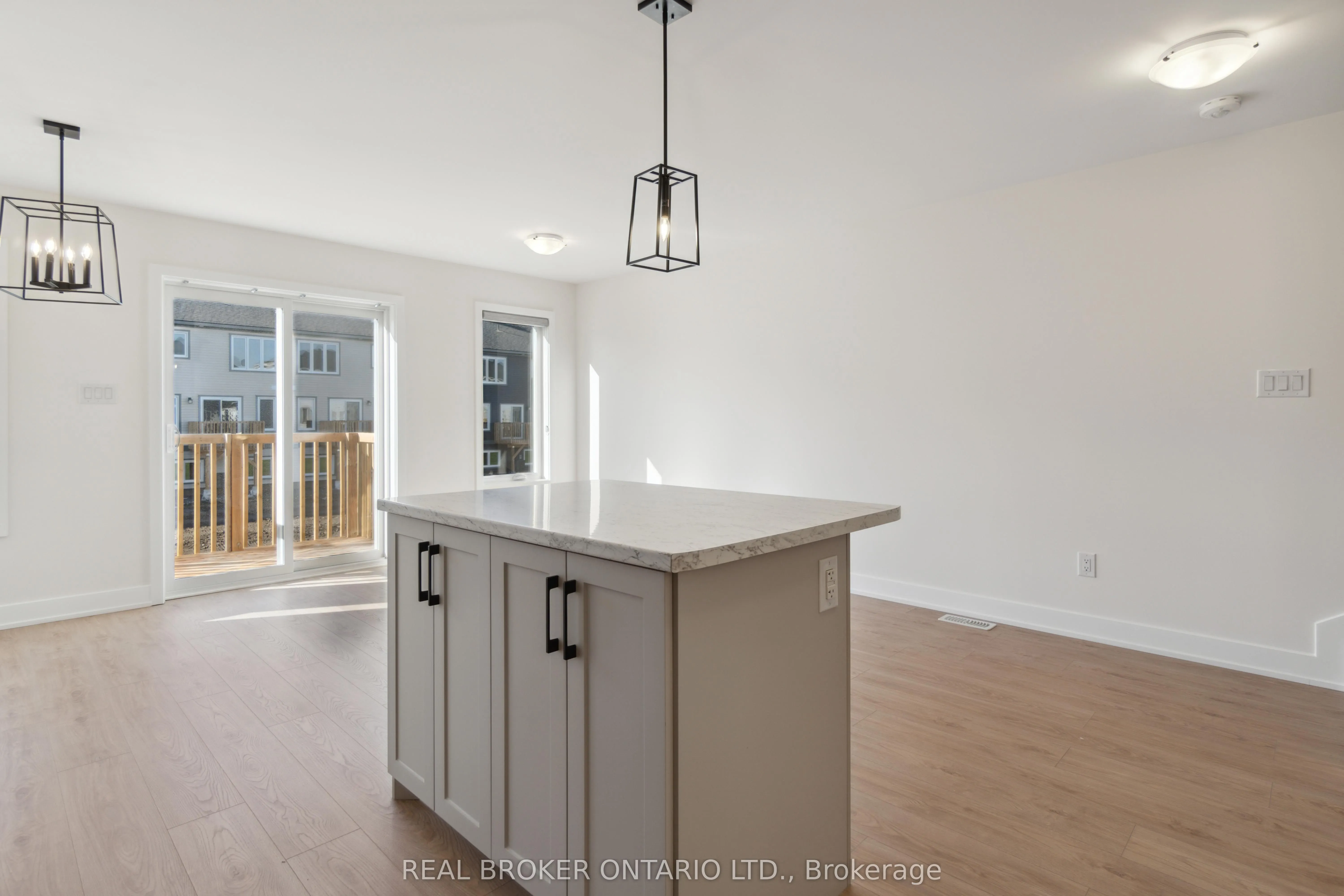 16 Margaret Graham Terrace