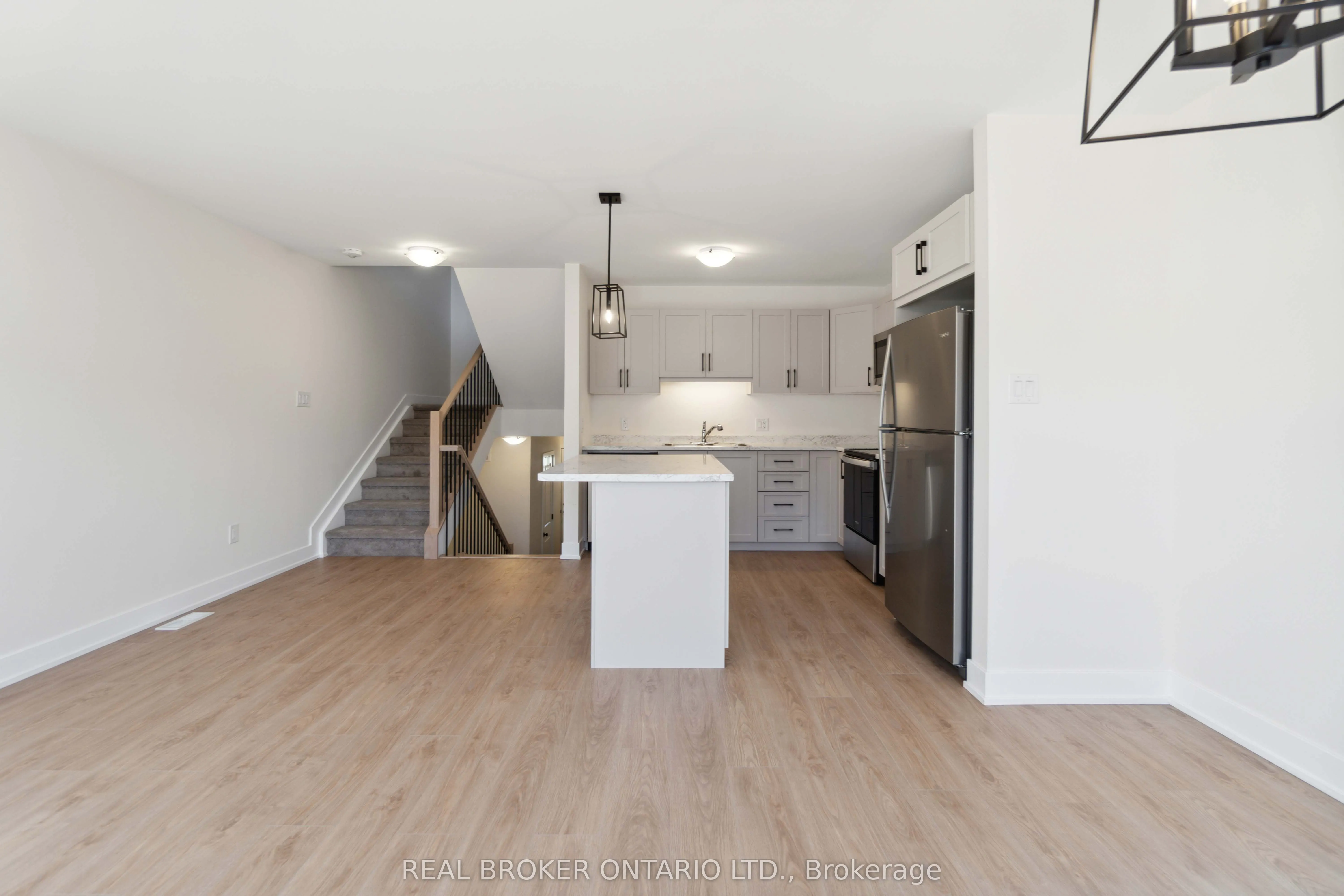 16 Margaret Graham Terrace