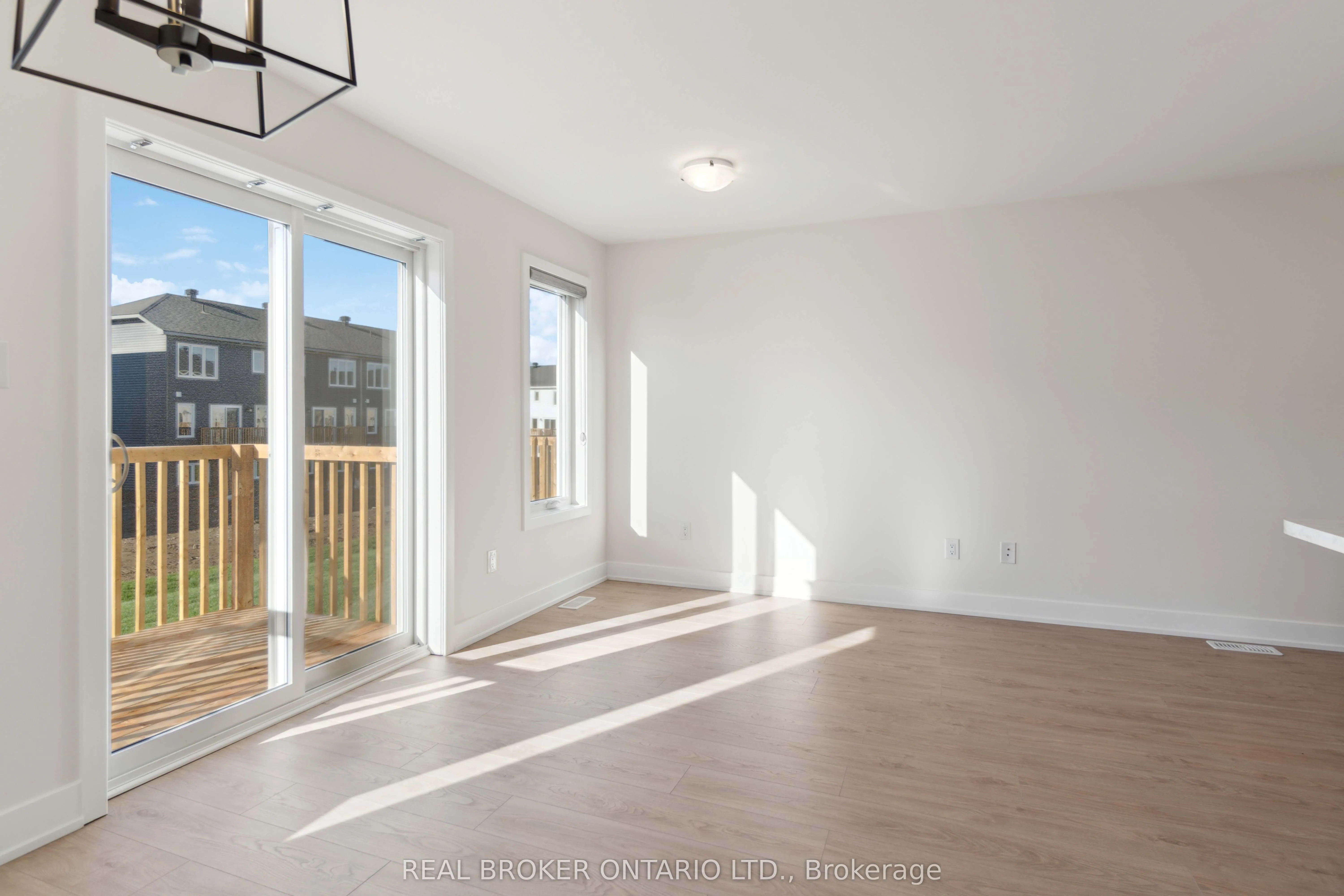 16 Margaret Graham Terrace