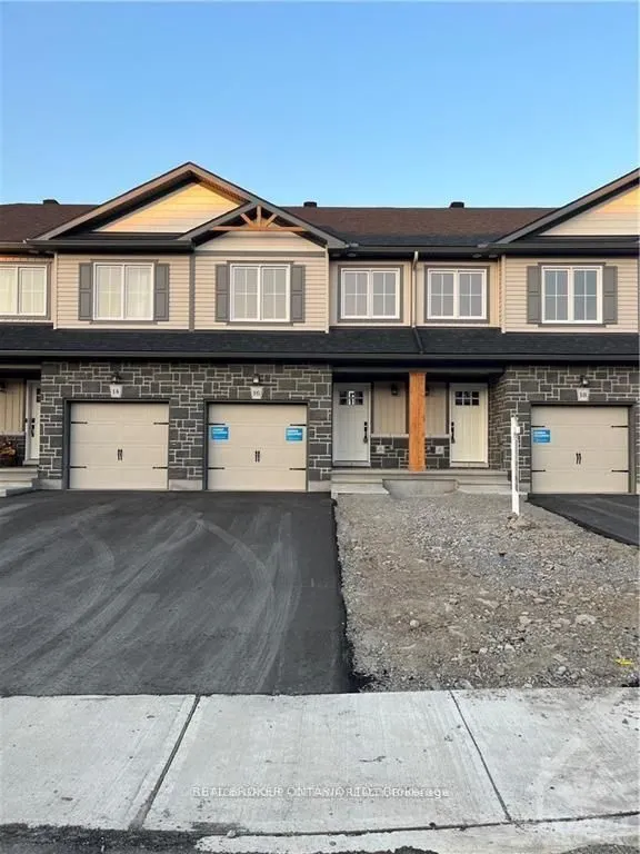 16 Margaret Graham Terrace