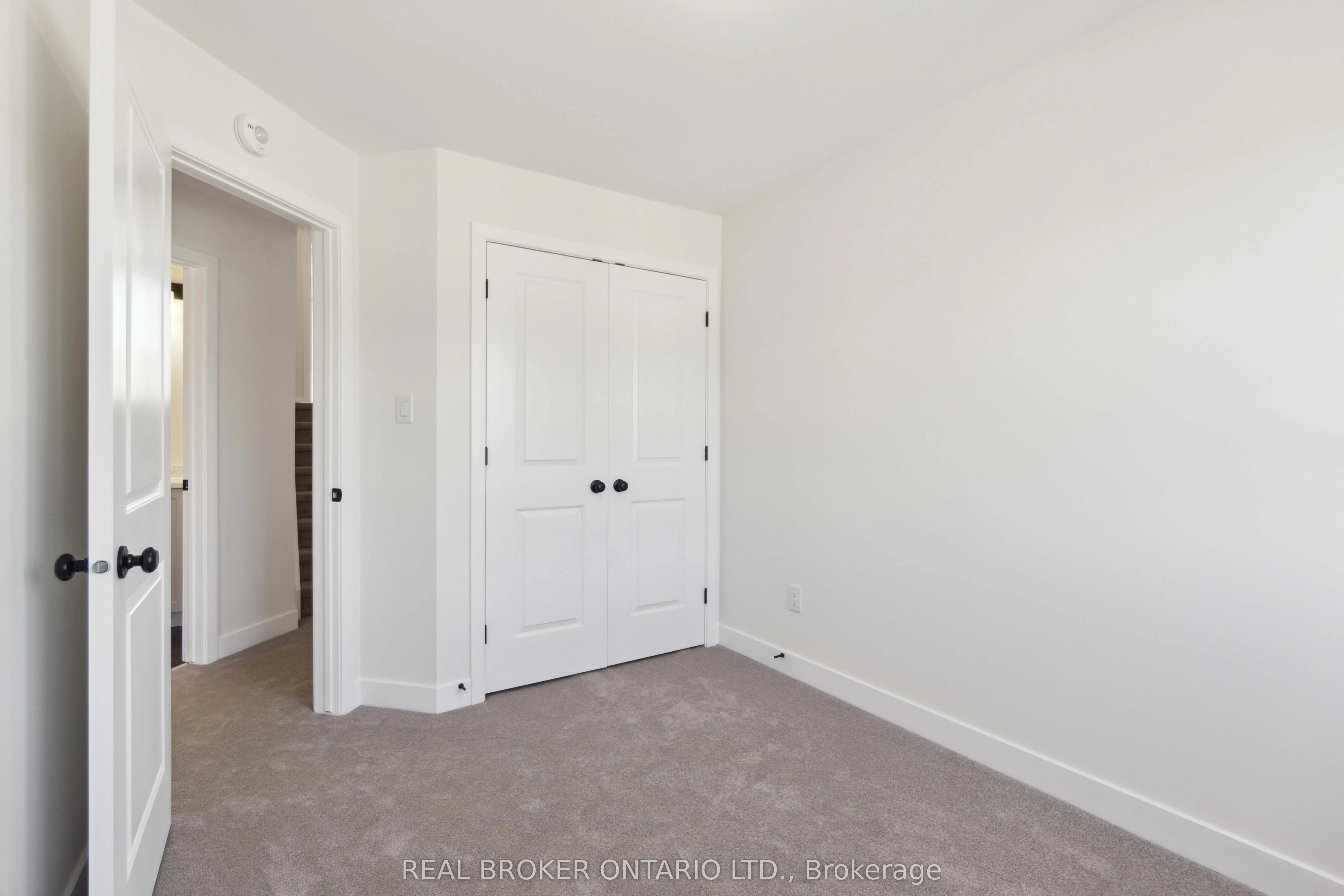 16 Margaret Graham Terrace