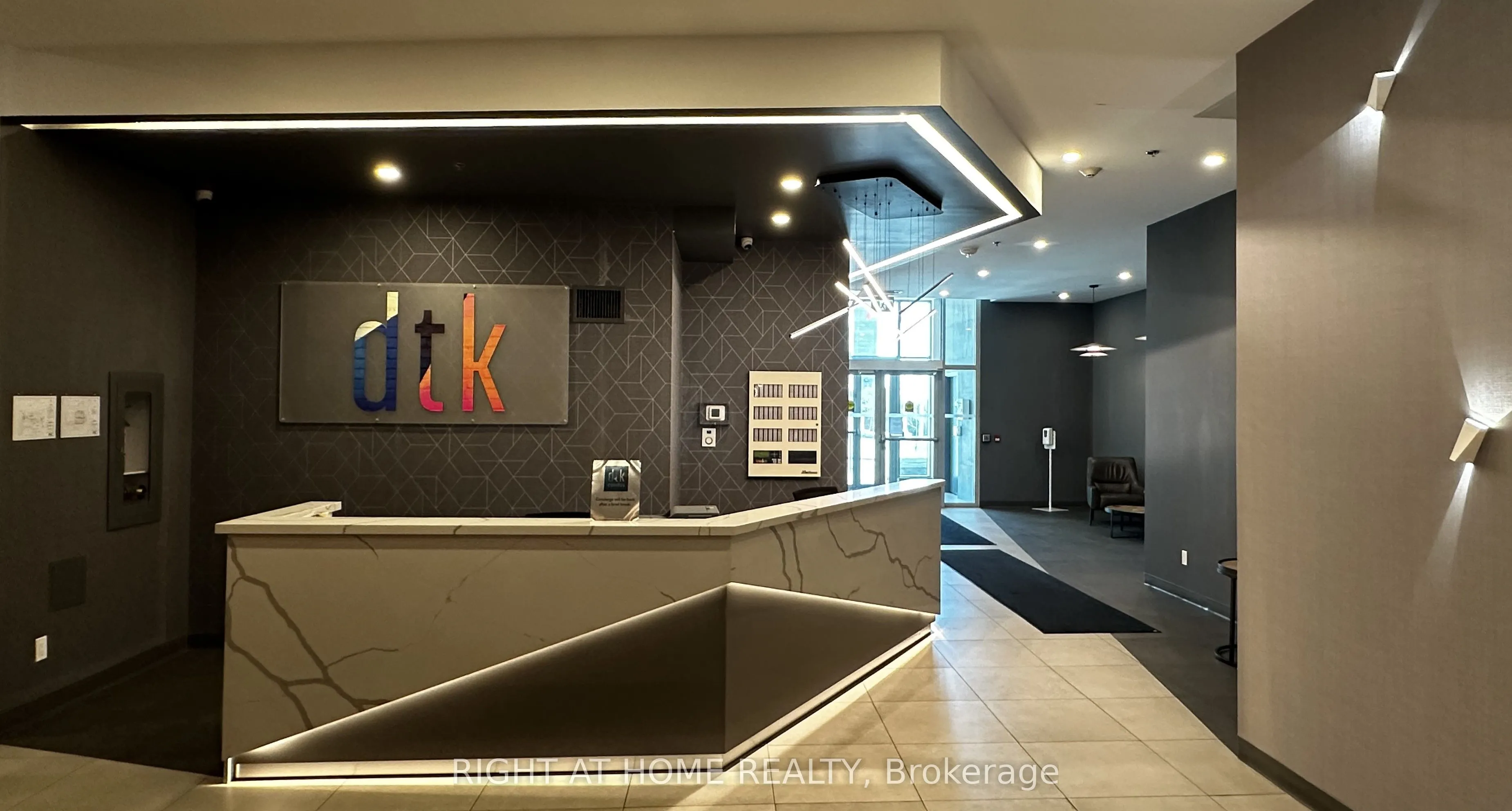 60 Frederick Street, #3910